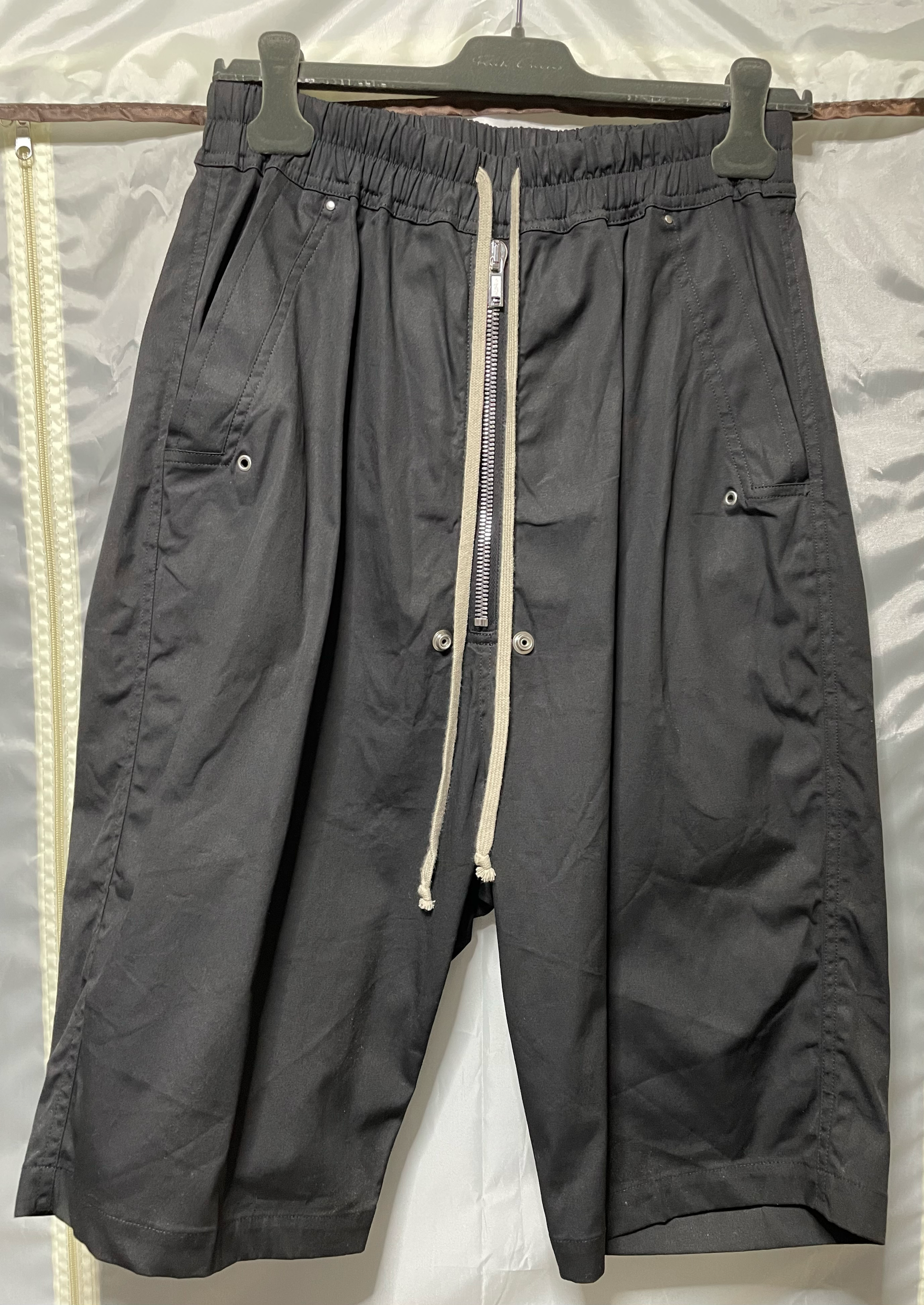 Rick Owens bela pods