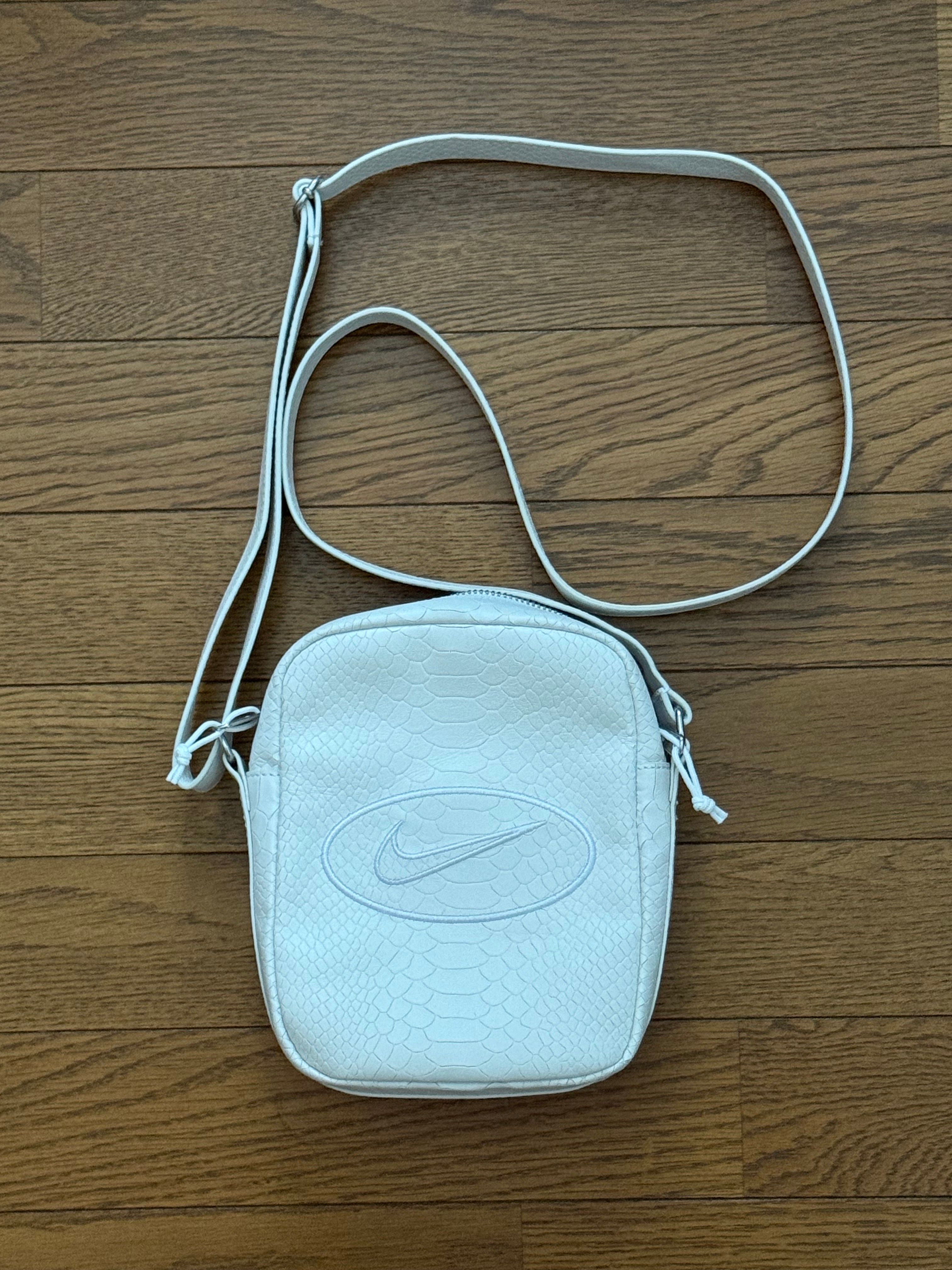 Supreme x Nike Leather Shoulder Bag "White" HJ7964-121