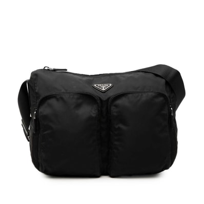 プラダ 三角ロゴプレート 斜め掛け ショルダーバッグ ブラック ナイロン レディース PRADA 【中古】