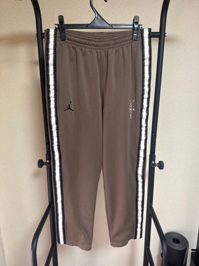 Air Jordan x Travis Scott Track Pant "Palomino"