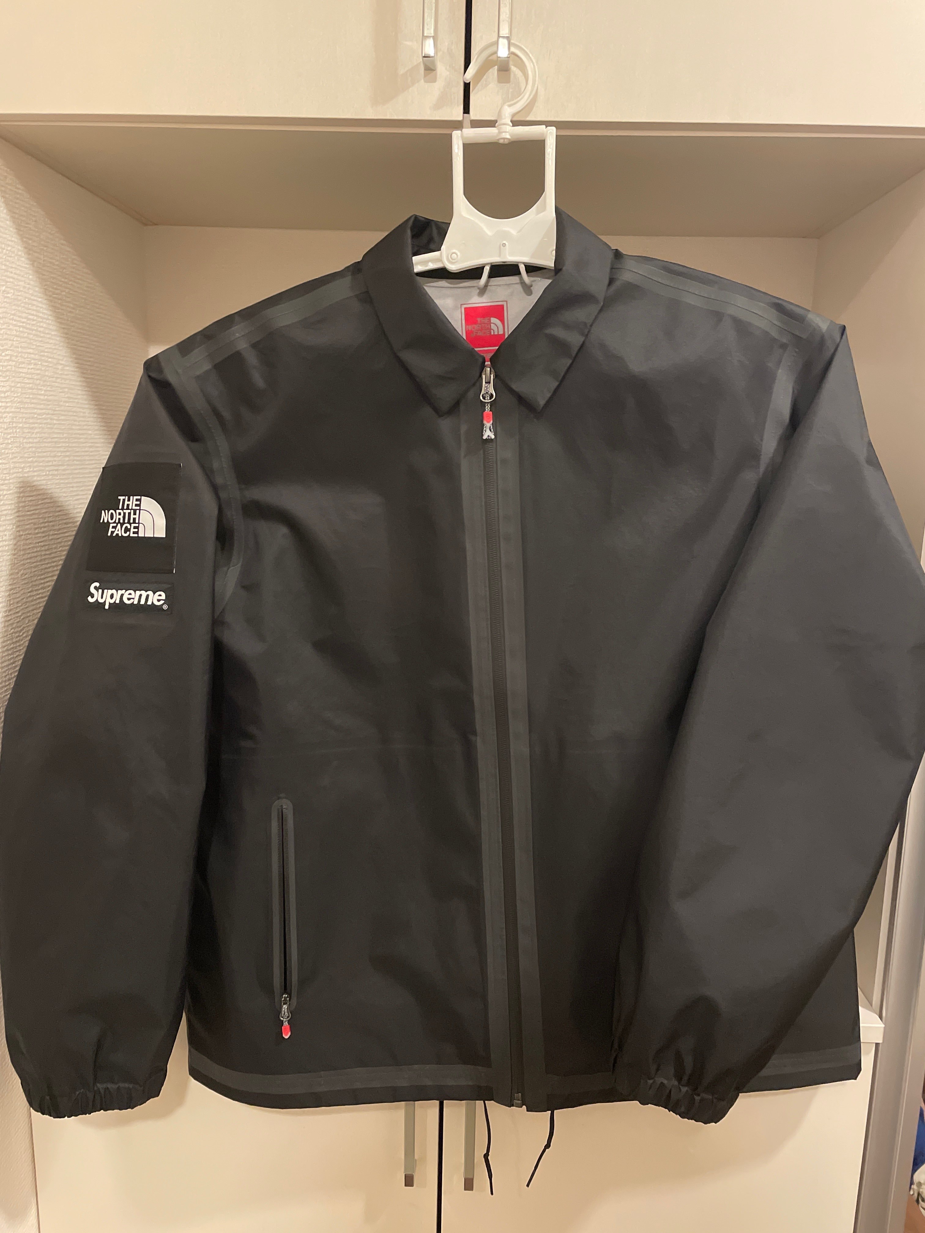 Supreme x The North Face Summit Series Outer Tape Seam Coaches Jacket "Black"