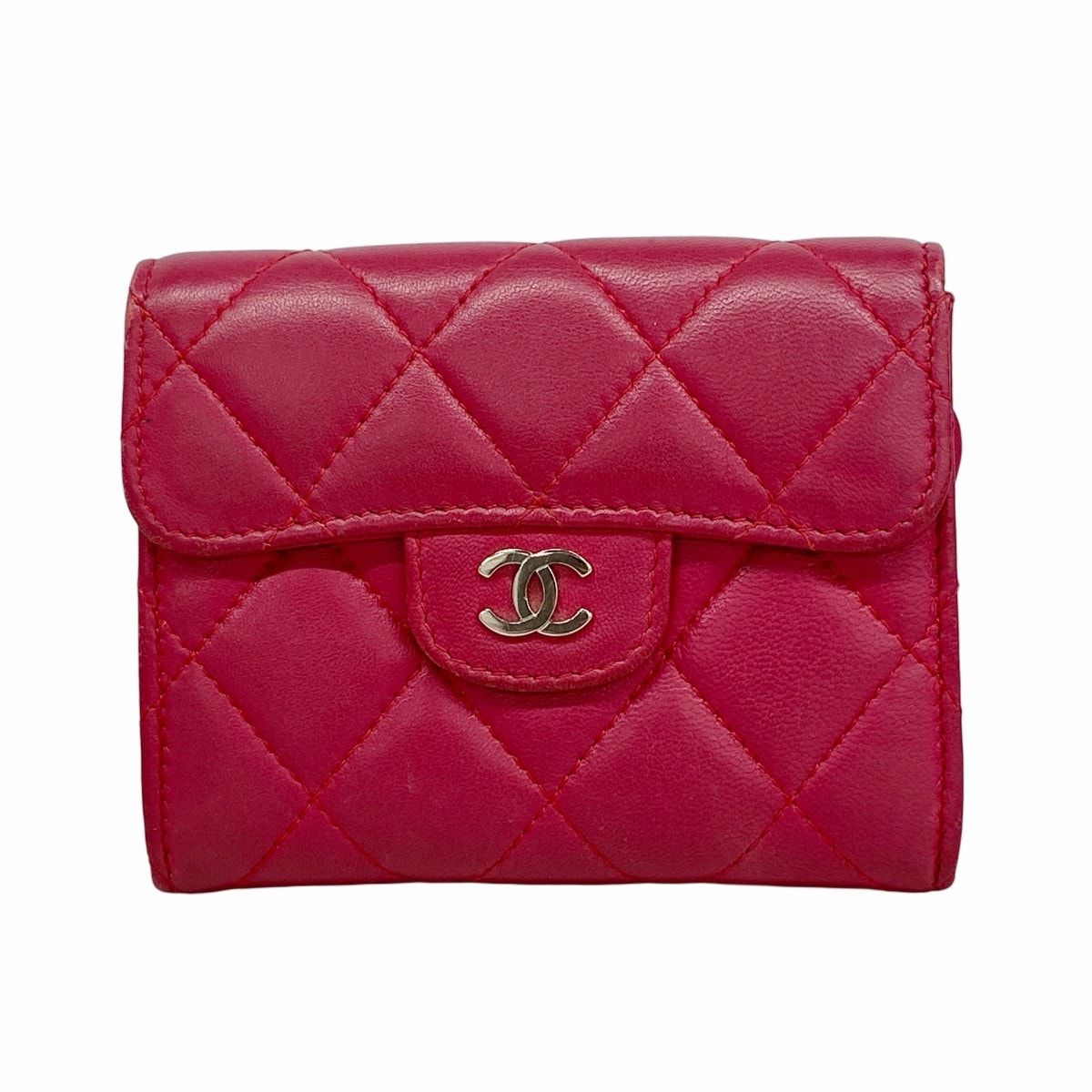 ★最終価格★SALE【6fa0217-k】シャネル カードケース マトラッセ ラムスキン レッド シルバー金具【中古】レディース