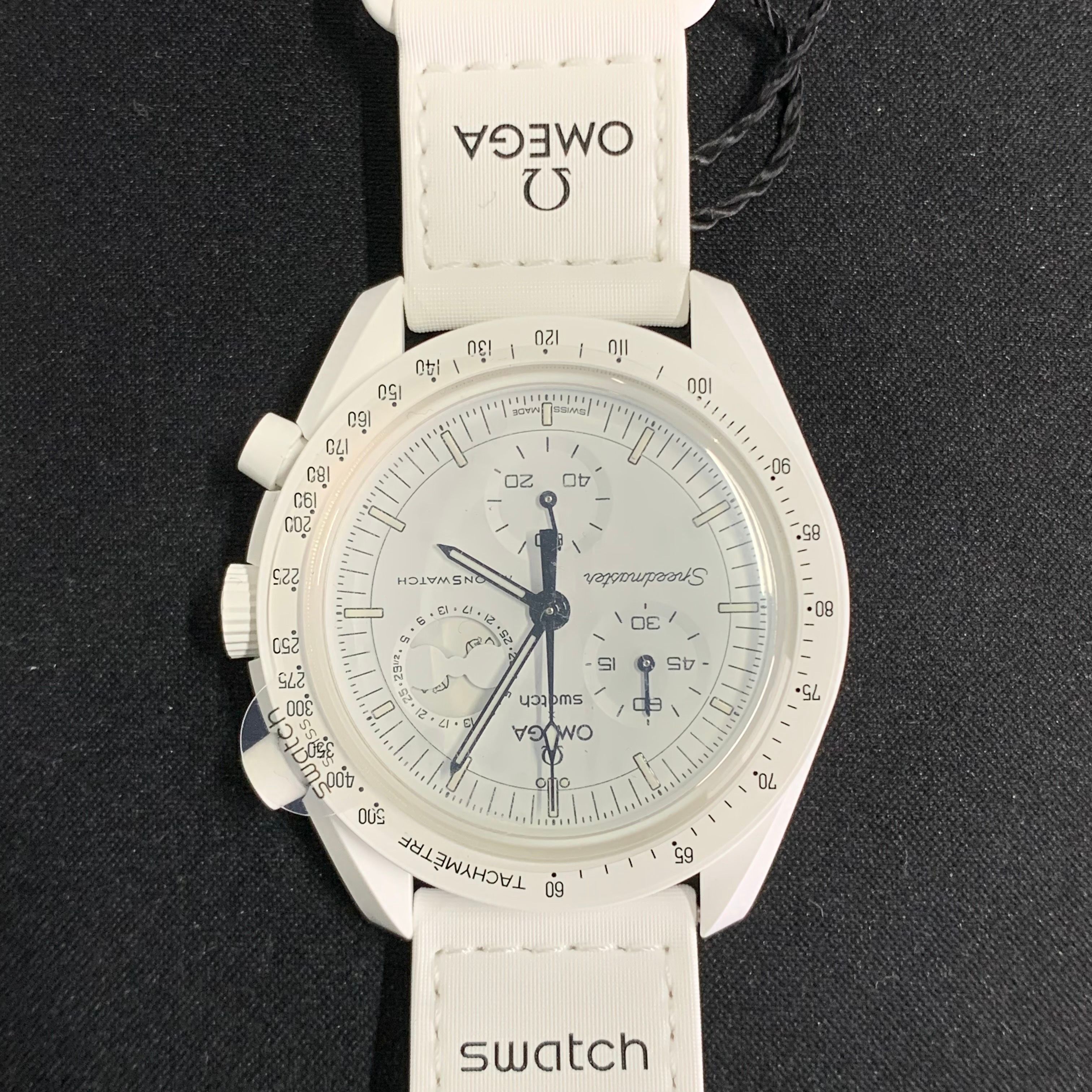 Snoopy x OMEGA x Swatch BIOCERAMIC MoonSwatch Mission To The Moonphase "White" SO33W700