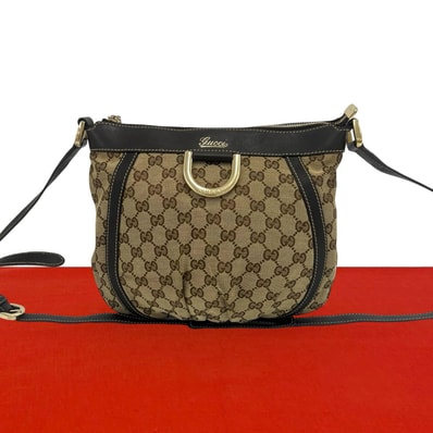 GUCCI グッチ アビー GG ロゴ 柄 金具 キャンバス レザー ショルダーバッグ ブラウン
53945
