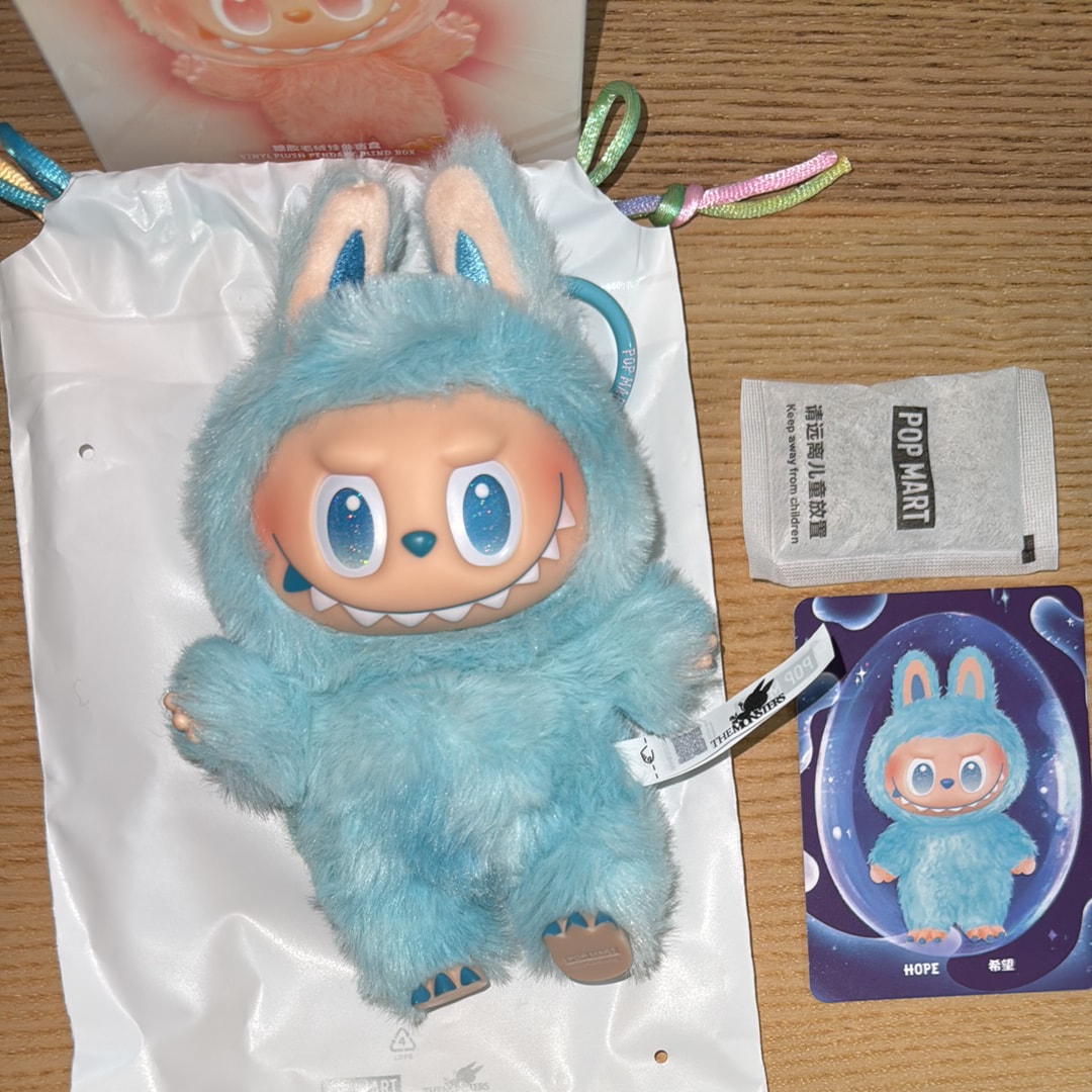 POP MART THE MONSTERS (LABUBU) Big into Energy Series Plush Pendant HOPE
