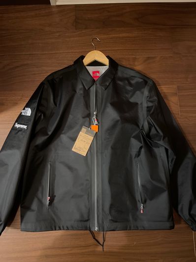 Supreme x The North Face Summit Series Outer Tape Seam Coaches Jacket "Black"