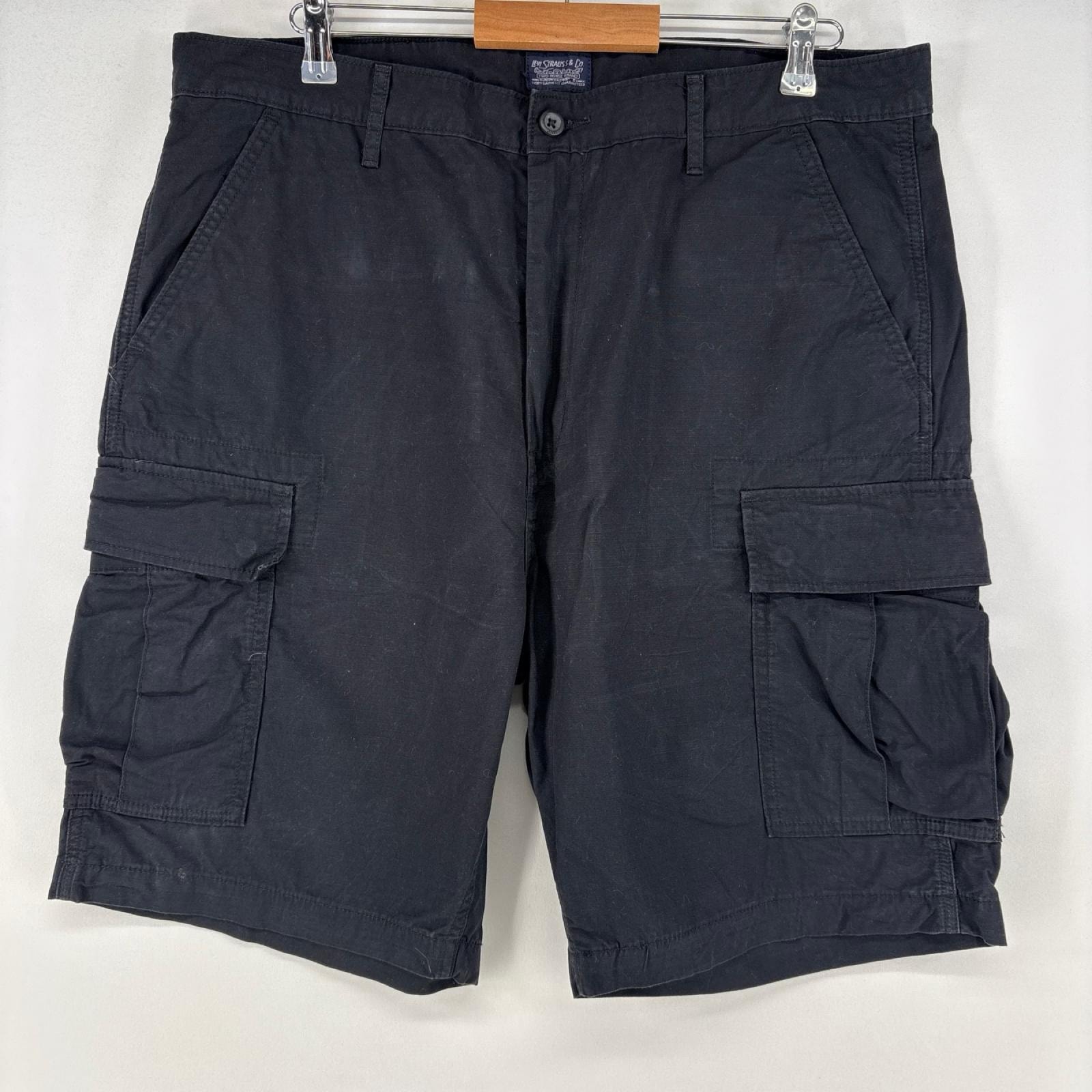 古着 リーバイス Levi's ショートパンツ カーゴパンツ ジップ リップストップ ハーフパンツ w38  ブラック メンズ