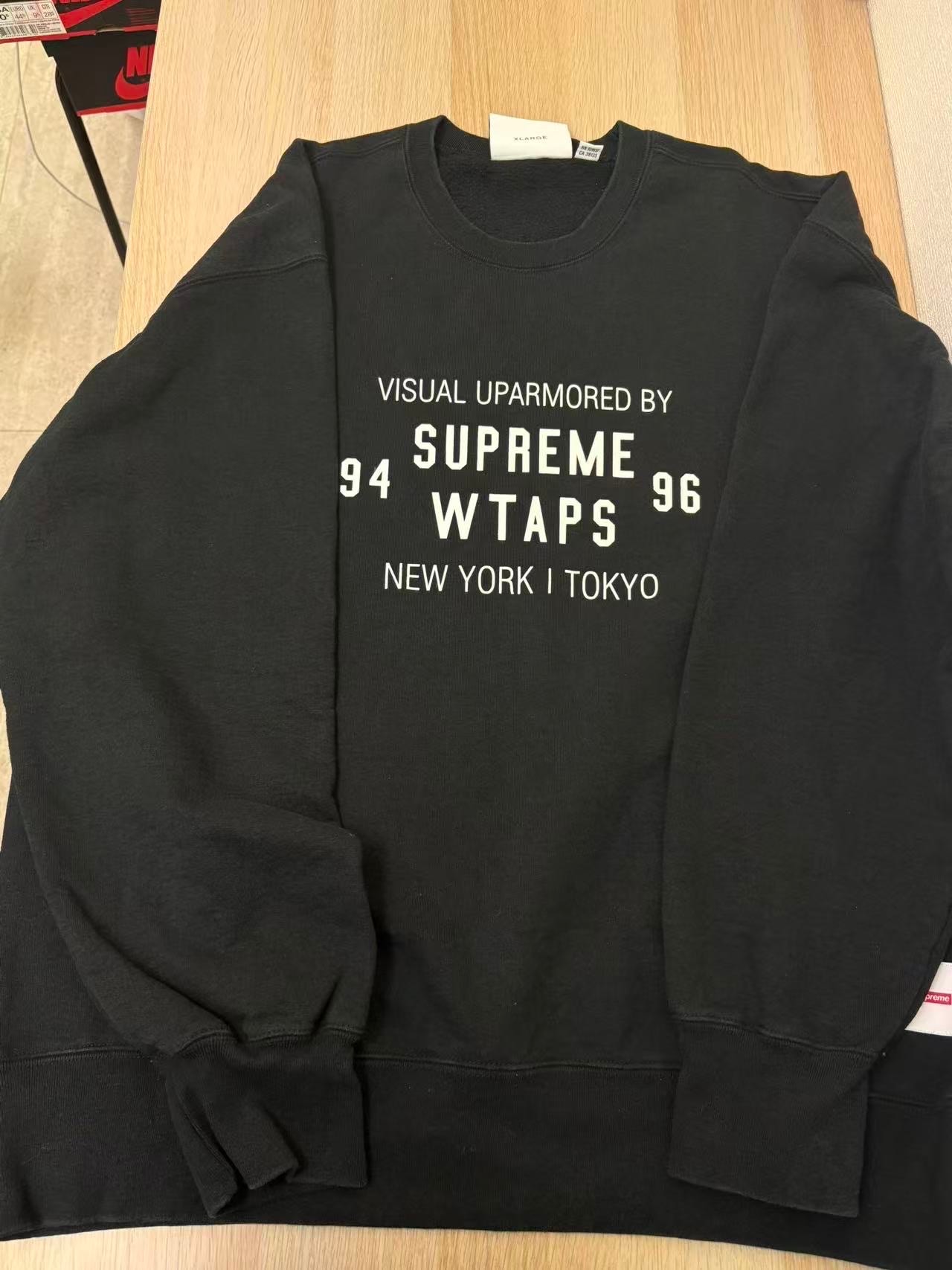Supreme Box Logo Crewneck 