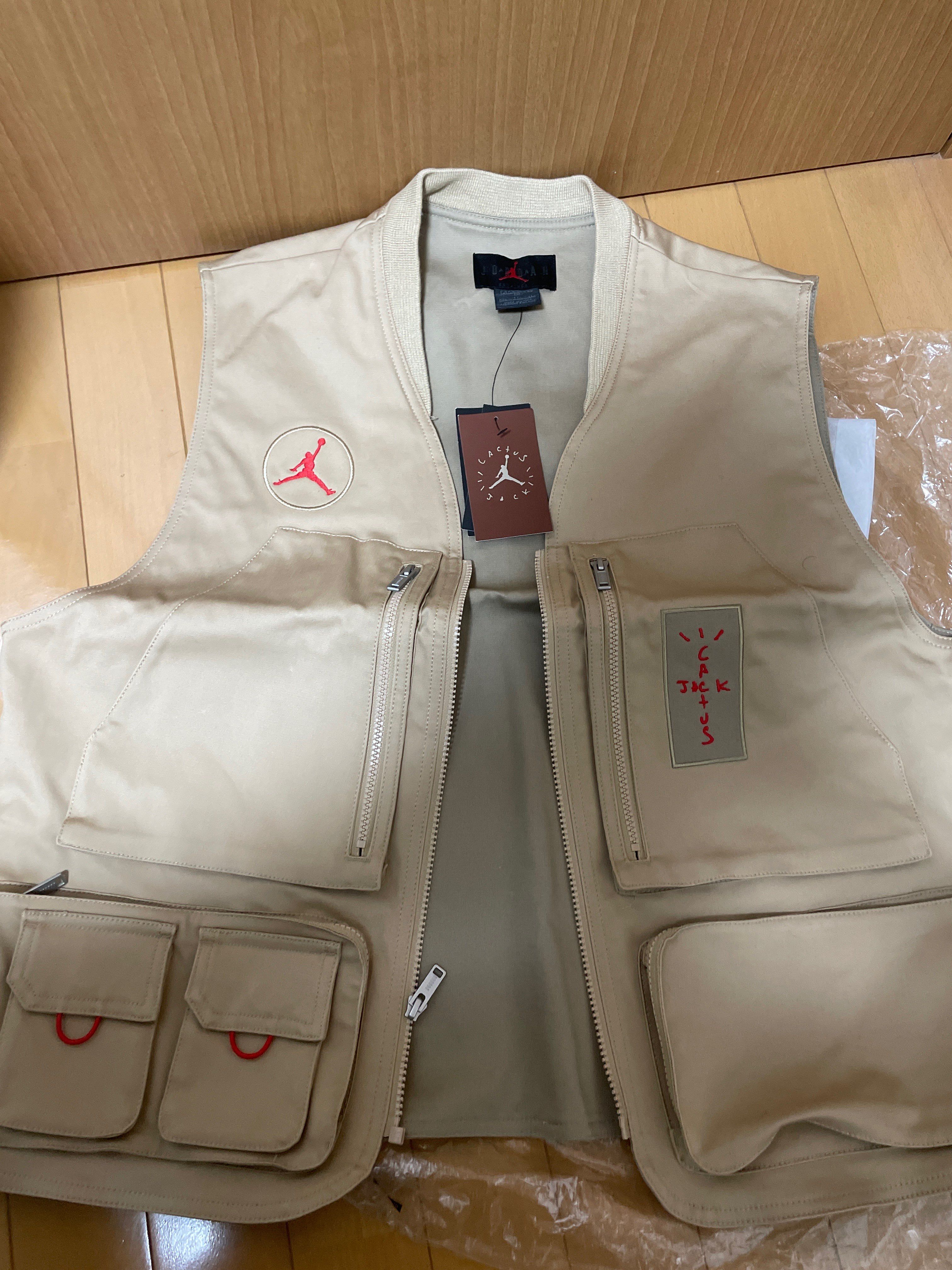 Air Jordan x Travis Cactus Jack Utility Vest "Khaki Desert"