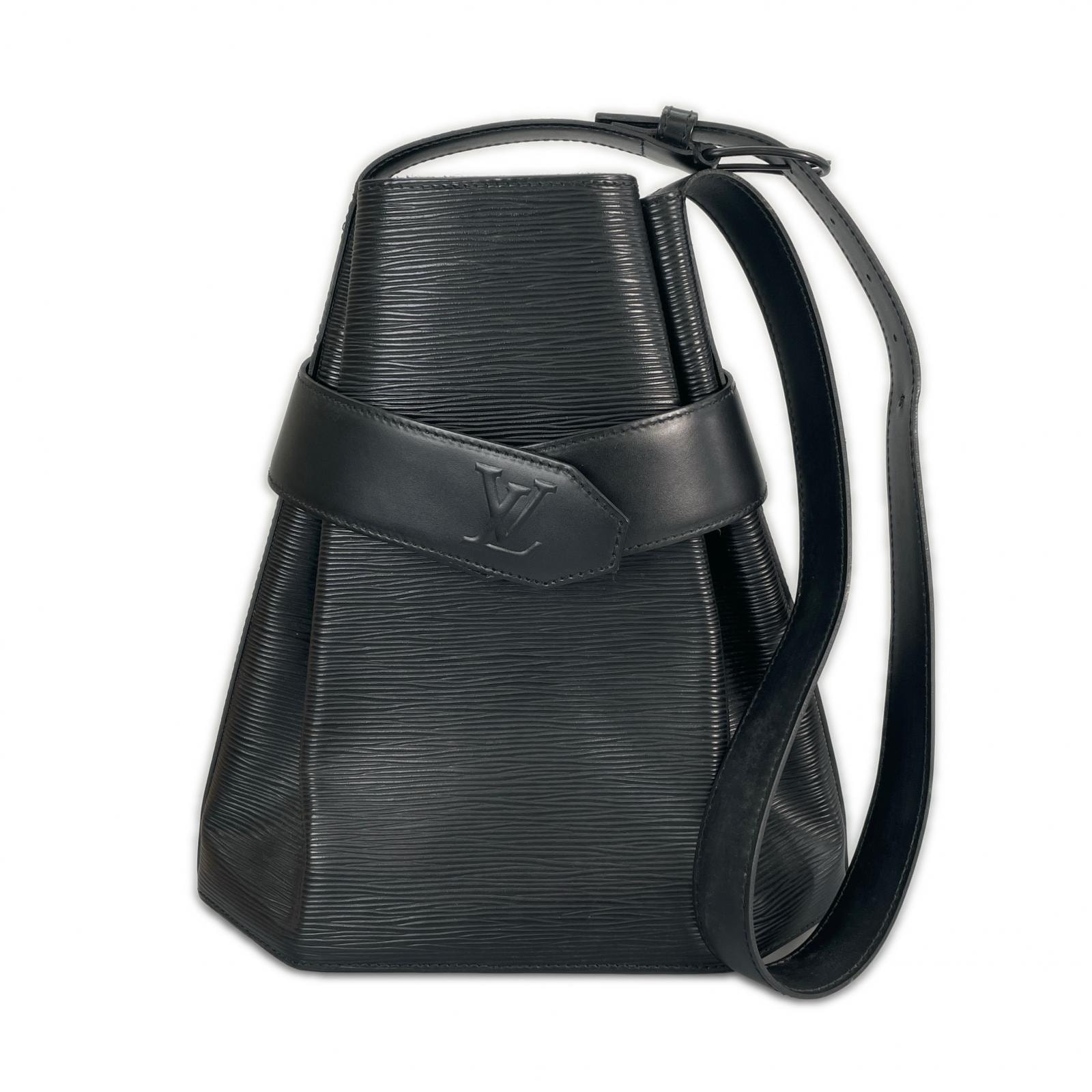 LOUIS VUITTON ルイ・ヴィトン M80157 ショルダーバッグ エピレザー ブラック レディース【中古】