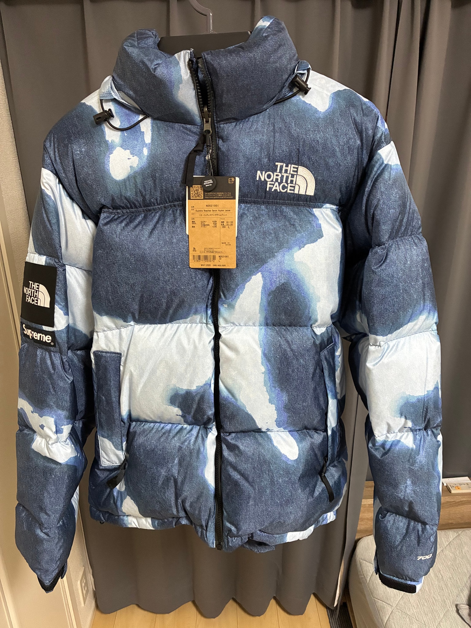 Supreme x The North Face Bleached Denim Print Nuptse Jacket "Indigo"
