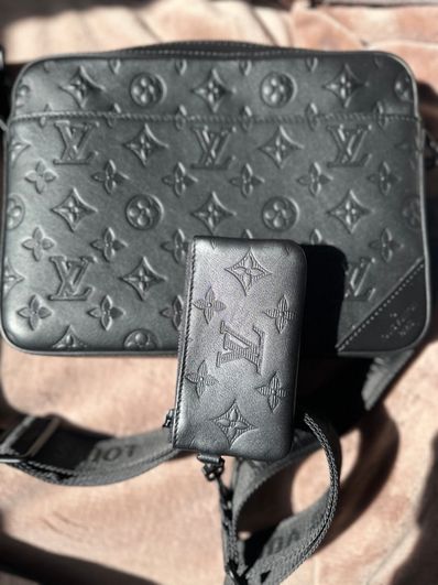Louis Vuitton Duo Messenger Monogram Shadow "Noir"