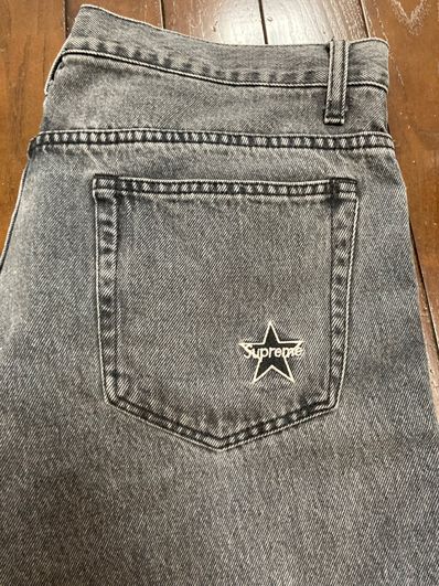 Supreme Regular Jean Washed Black