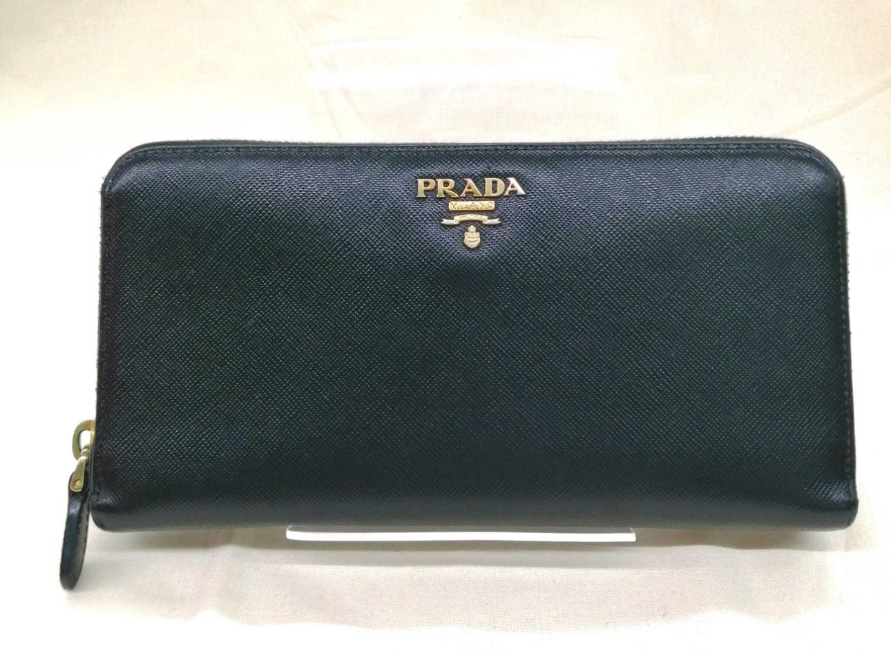 PRADA Vitello Grain Leather Long Wallet "Black"