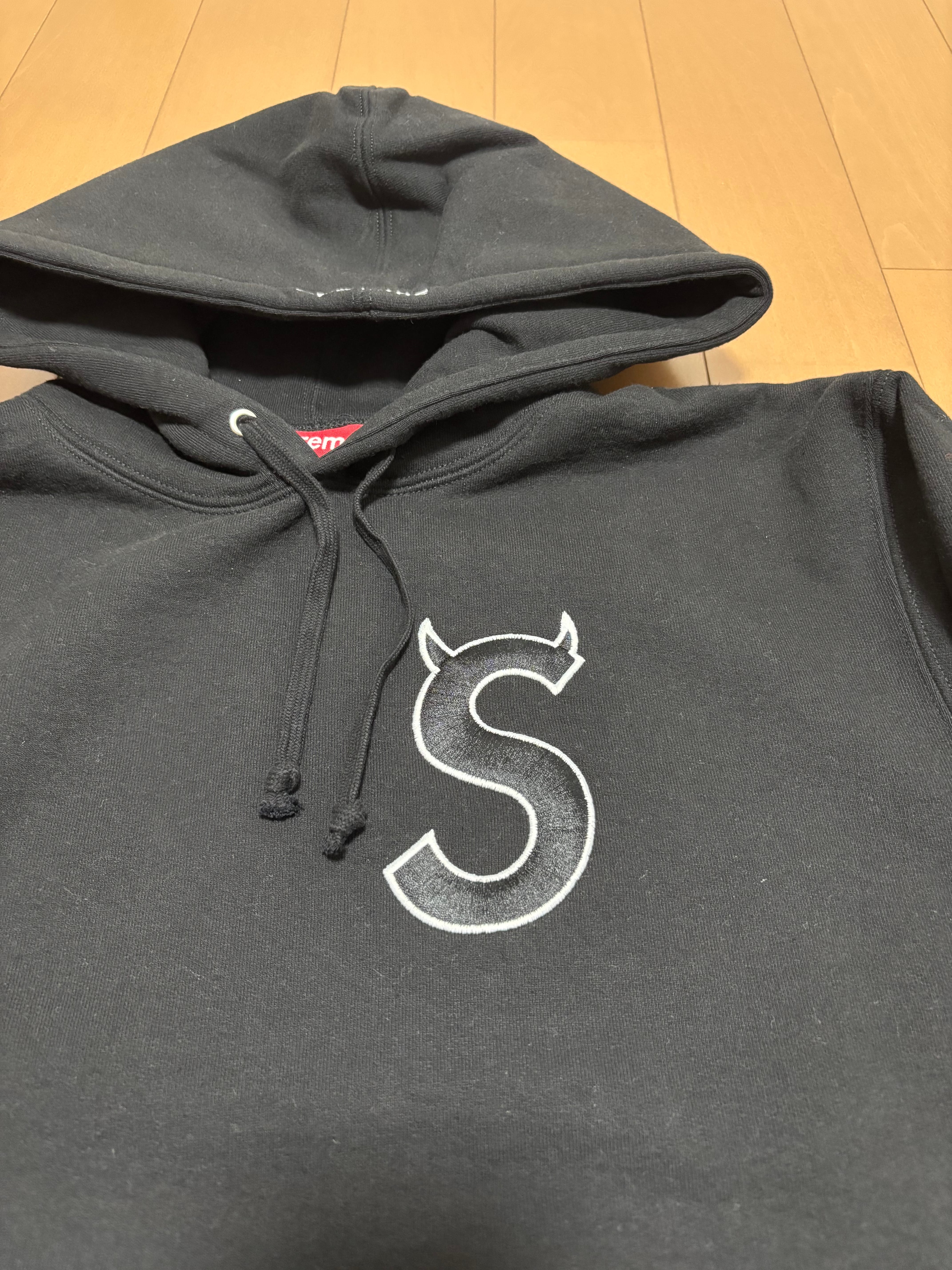 Supreme S Logo Hooded Sweatshirt "Black" (22FW)