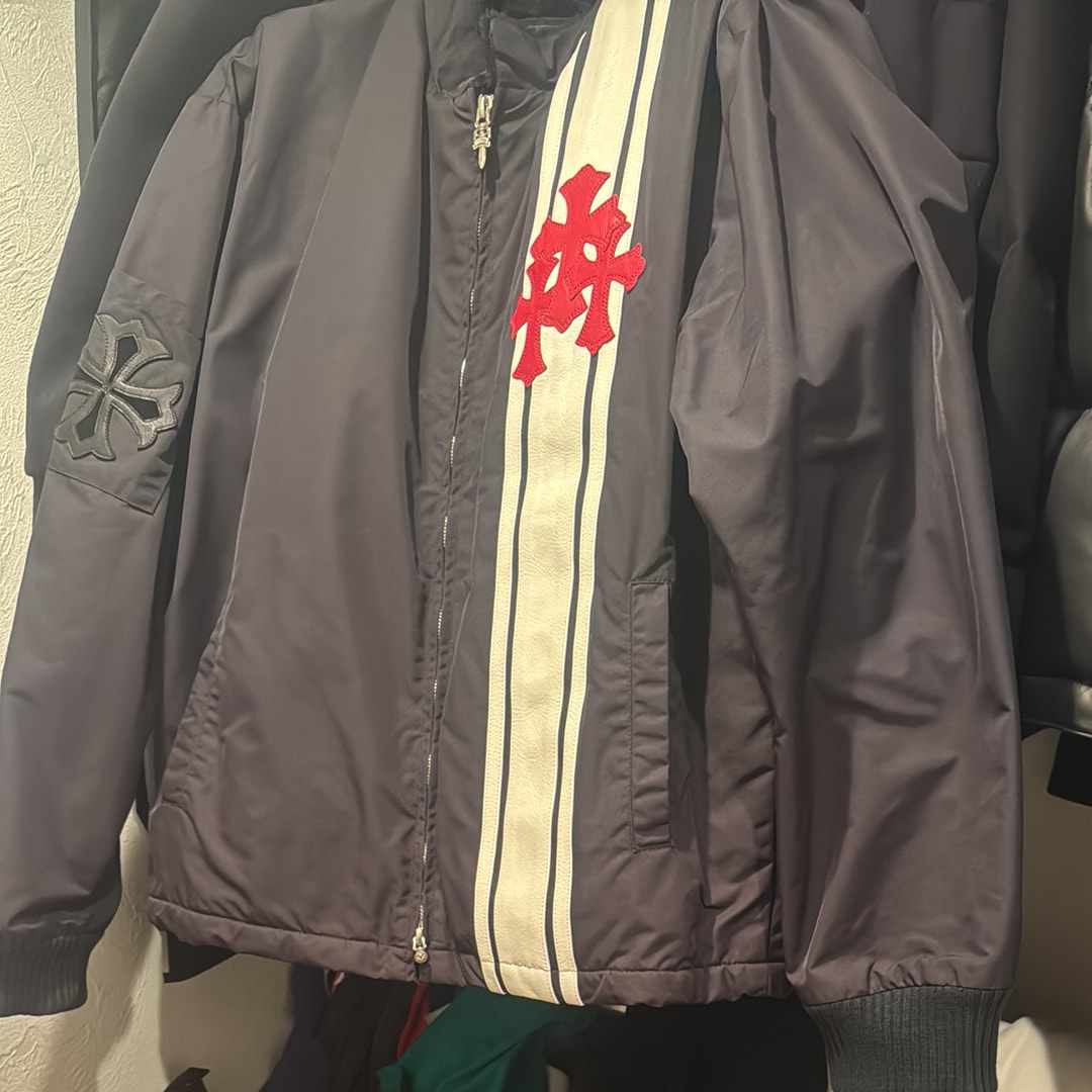 クロムハーツ コブラ 3セメタリークロスパッチ ナイロン レーシング ジャケット "ブラック/ホワイト/レッド"