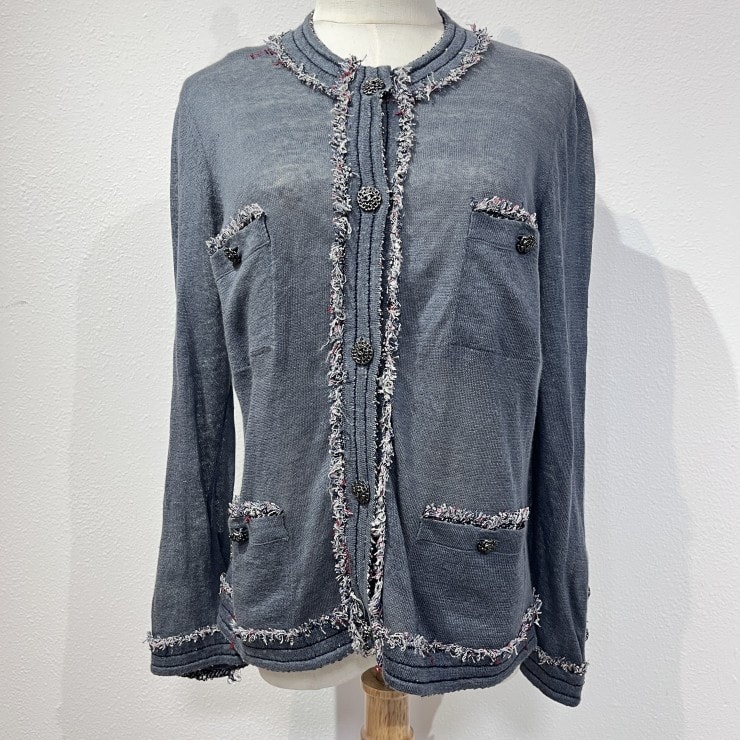 CHANEL(シャネル) フリンジトリム カーディガン ヴィンテージ ニットジャケット グレー系 ココマークボタン サイズ40 レディース【中古】