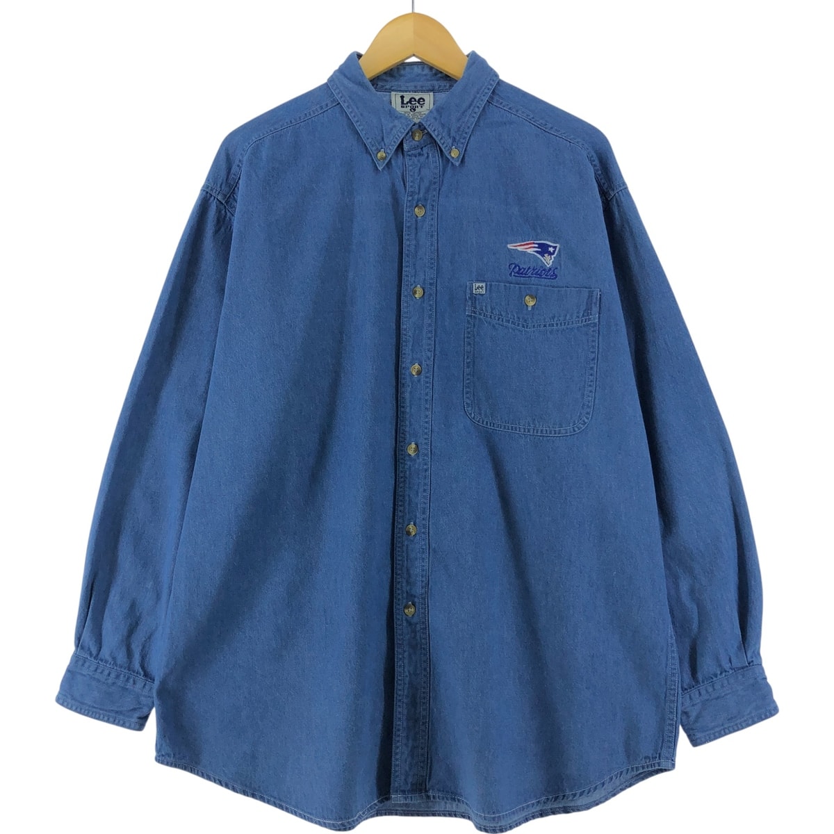古着 90~00年代 リー Lee SPORT NFL NEW ENGLAND PATRIOTS ニューイングランドペイトリオッツ 長袖 ボタンダウンデニムシャツ メンズL相当 ヴィンテージ/eaa531268
