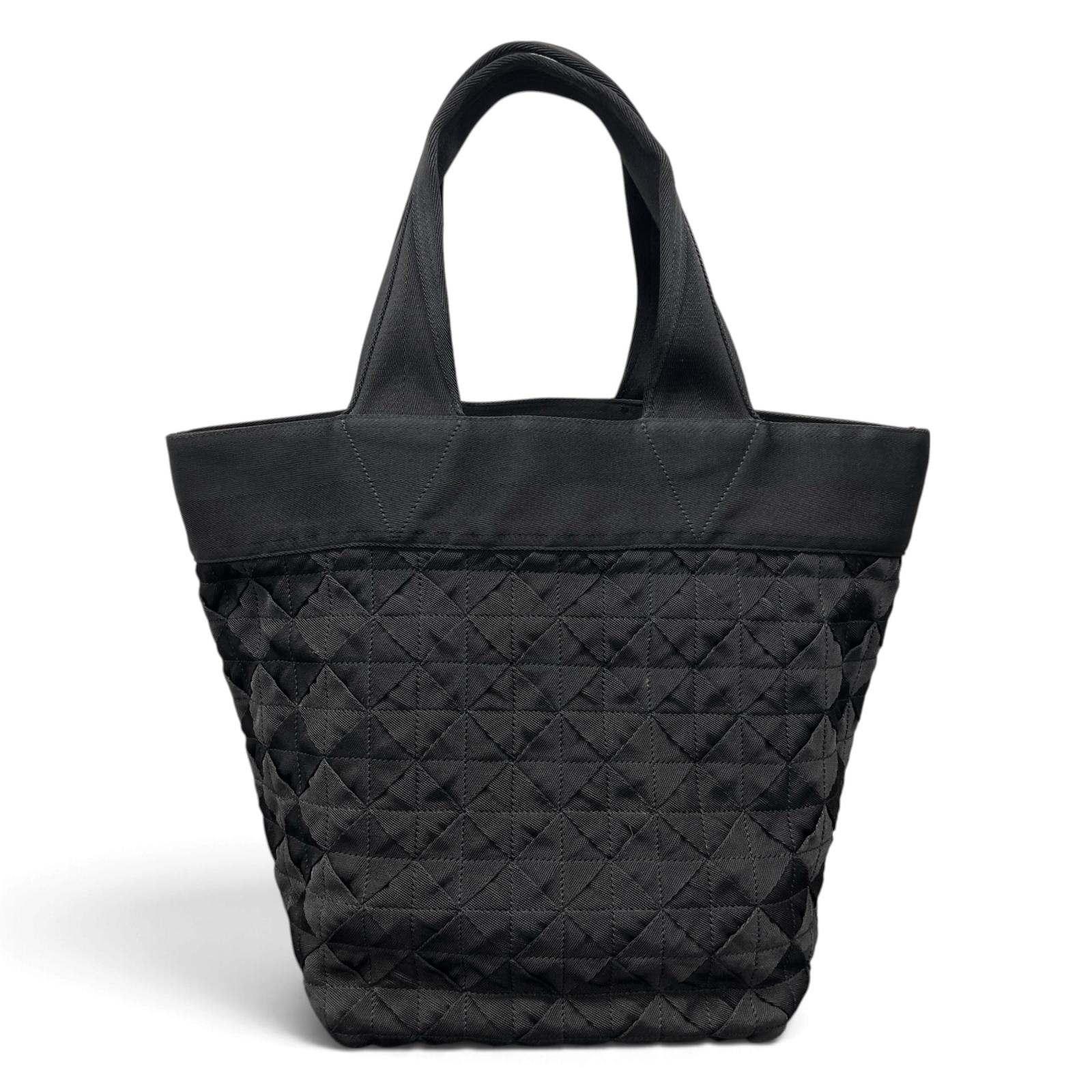 BOTTEGA VENETA 美品 ウェビング イントレチャート トートバッグ 667277 ICチップ確認済 ナイロン ブラック ハンドバッグ ショッピングバッグ BV ABランク 中古 鑑定済 ボッテガバッグ