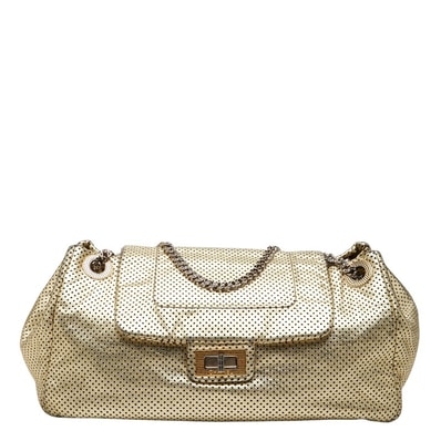 シャネル 2.55 アコーディオン チェーン ショルダーバッグ パンチング ゴールド レザー レディース CHANEL 【中古】