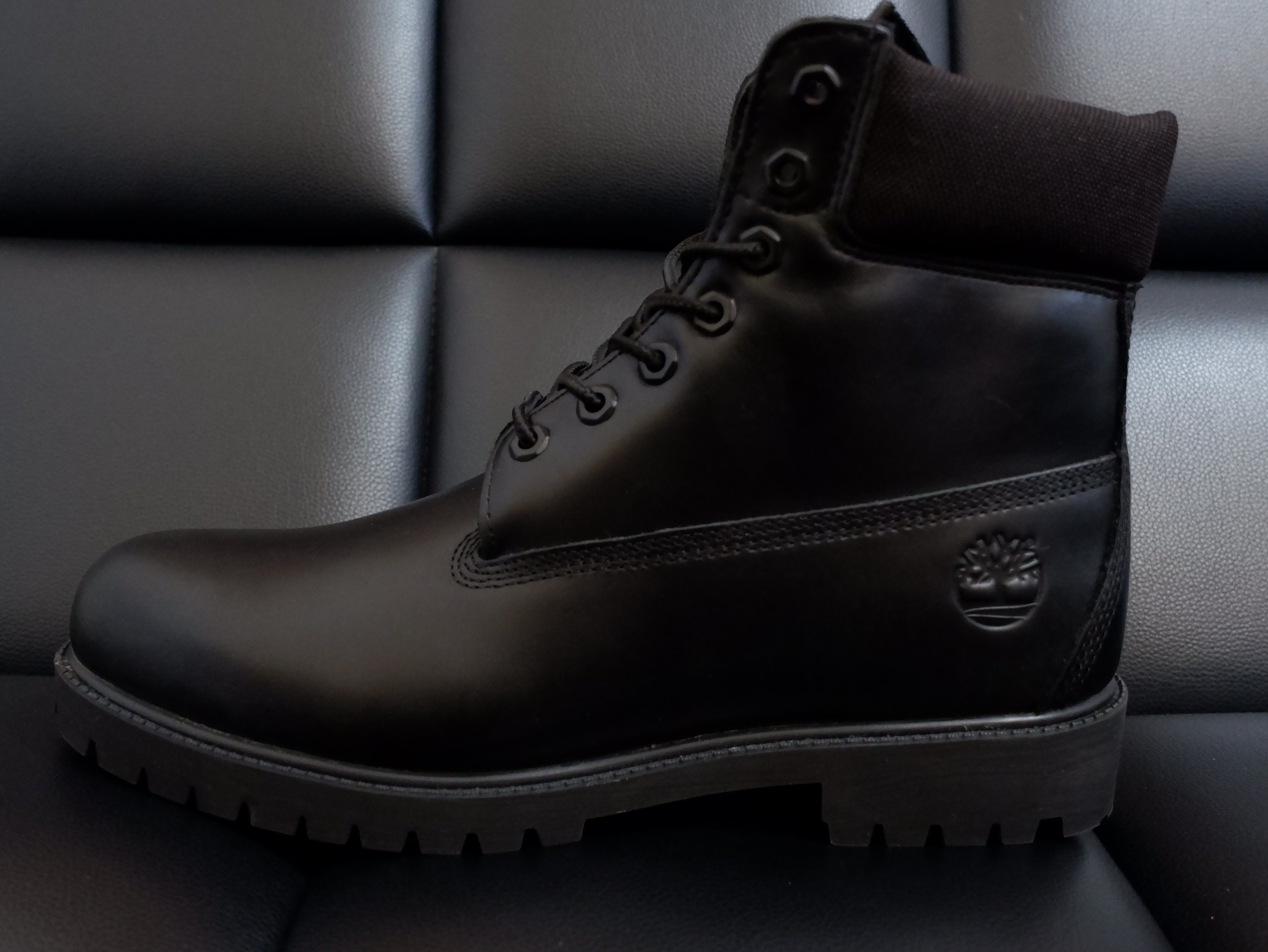 Timberland 6inch Premium Boots WP "BLACKOUT FULL GRAIN"
