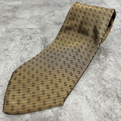 【GUCCI】グッチ GGロゴ インターロッキングG ヘリンボーン柄ネクタイ ゴールド ブラウン シルク100% イタリア製 メンズ フォーマル 紳士