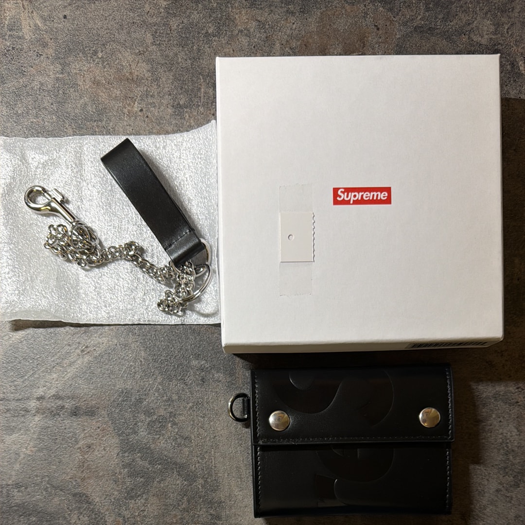 Supreme Leather Chain Wallet (25FW) 