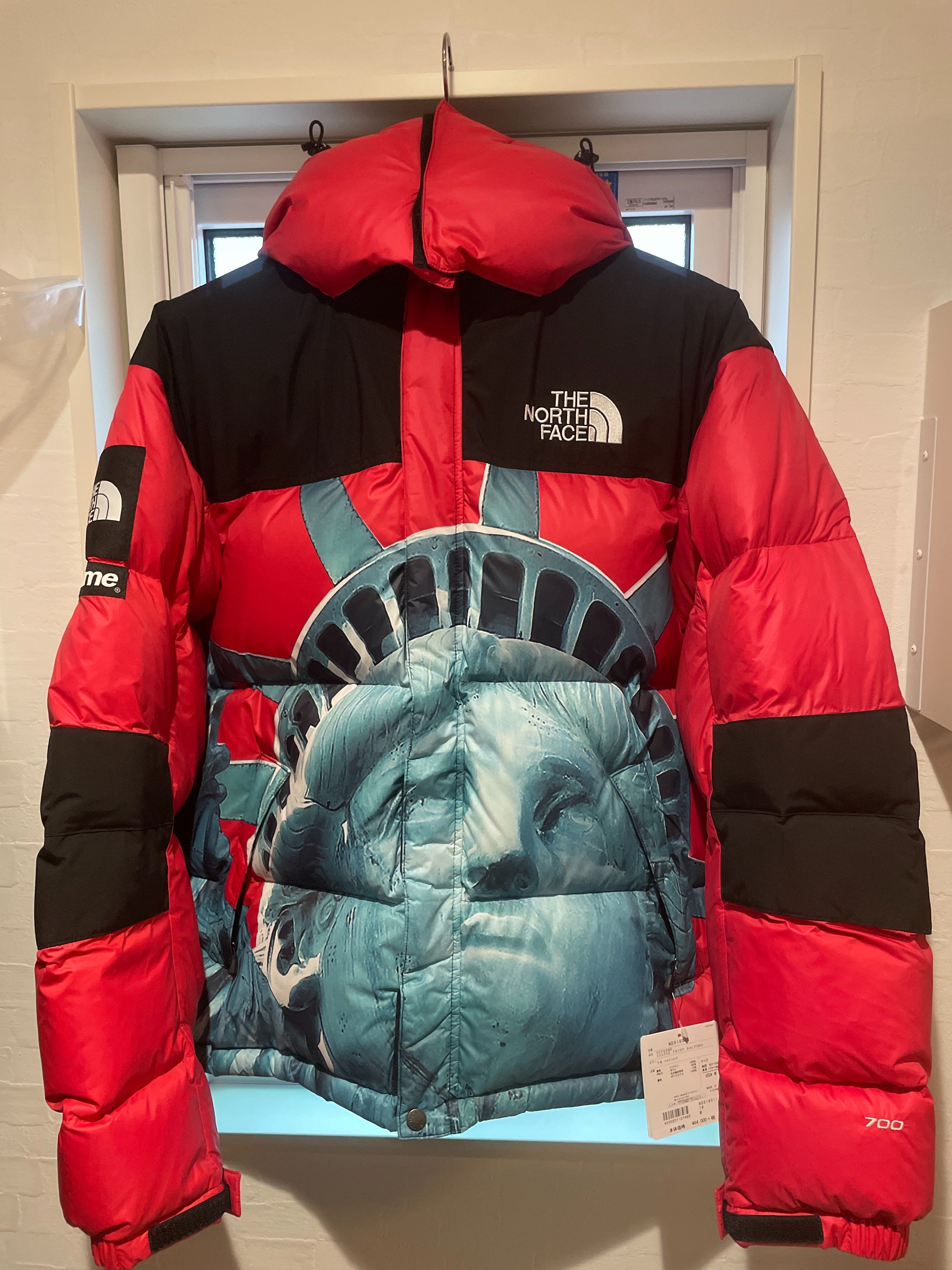 Supreme x The North Face Statue of Liberty Baltoro Jacket "Red"