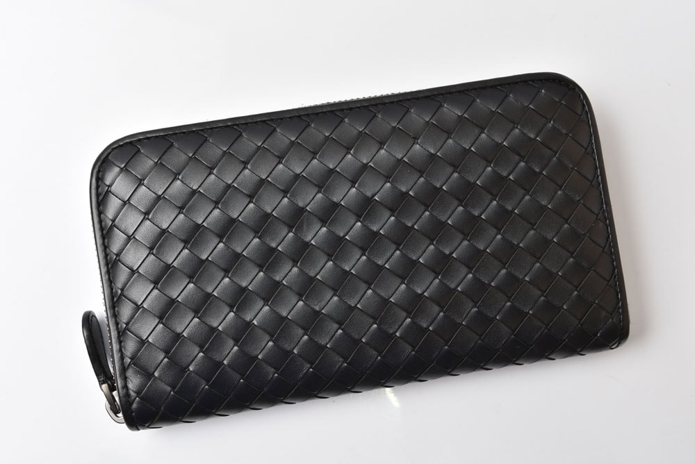 ボッテガヴェネタ 財布 BOTTEGA VENETA 長財布/ラウンドファスナー式 イントレチャート ブラック【中古】