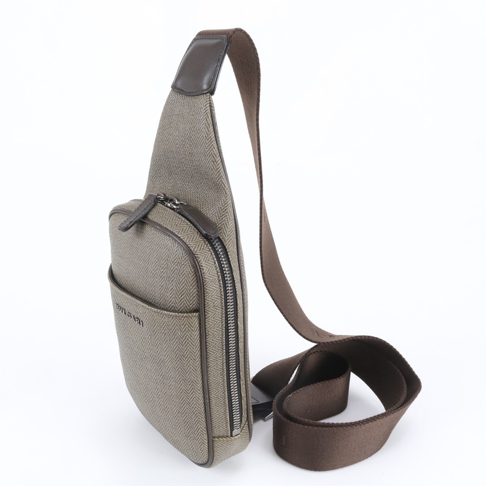 ■極美品 ブルガリ ウィークエンドボディバッグ