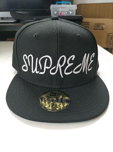 Supreme Script New Era "Black"