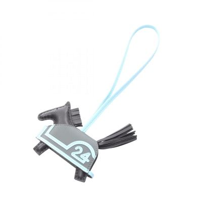 エルメス HERMES ロデオPM ロベオクール チャーム アクセサリー レザー アニョーミロ / ヴォースイフト アニョーミロ セレスト K刻印(2025年製造) レディース ブルー系 / グリーン系 / ブラック系/ヴェールマングローブ 【中古】