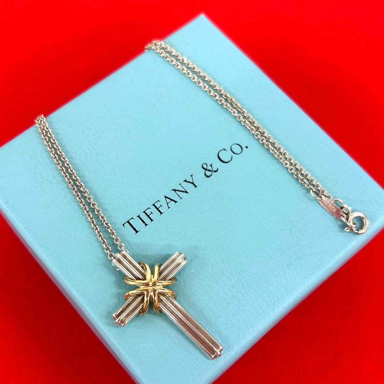 TIFFANY&Co. ティファニー シグネチャー クロス シルバー925 K18イエローゴールド ネックレス シルバー
 28589
