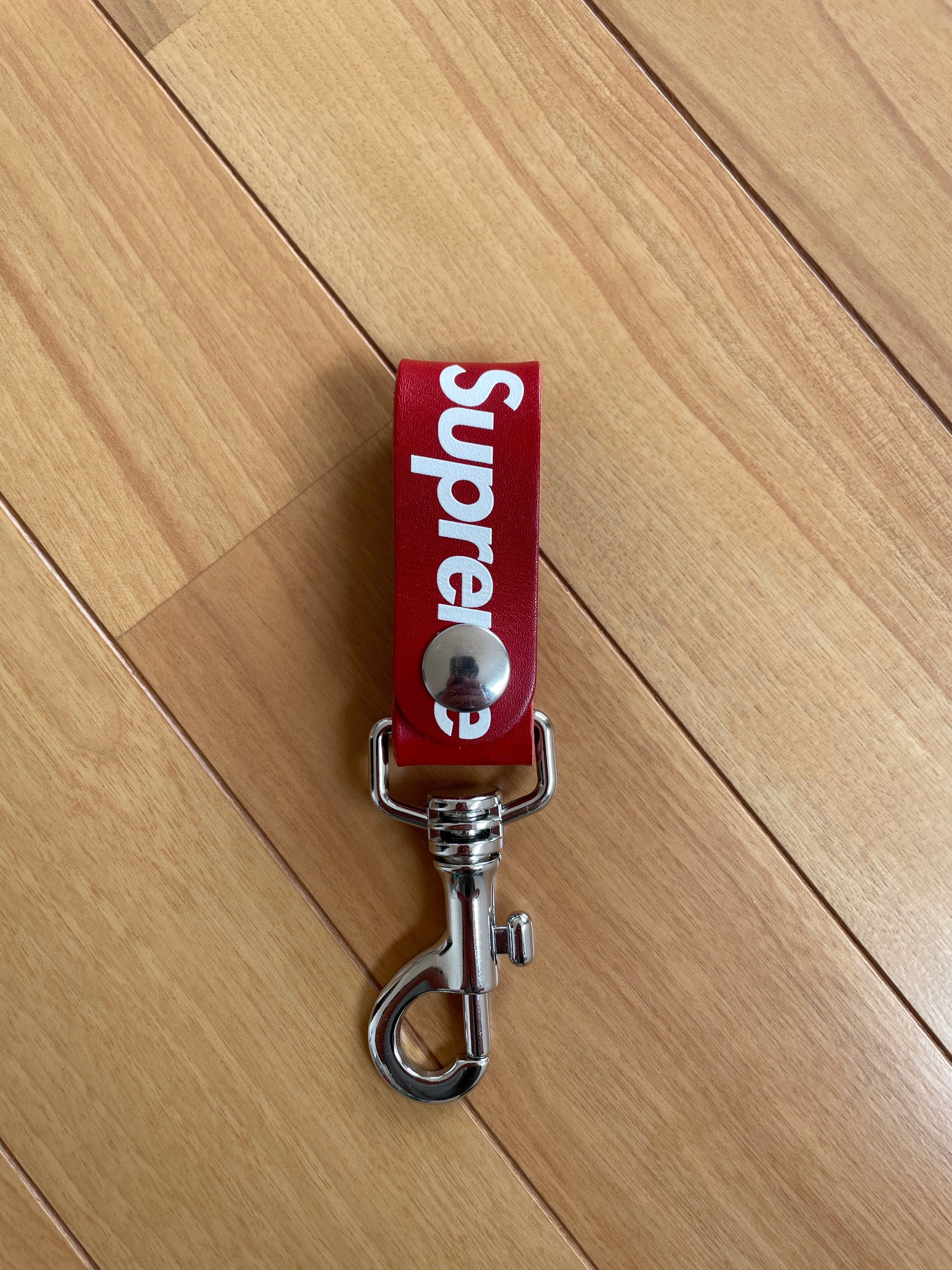 Supreme Leather Key Loop "Red"
