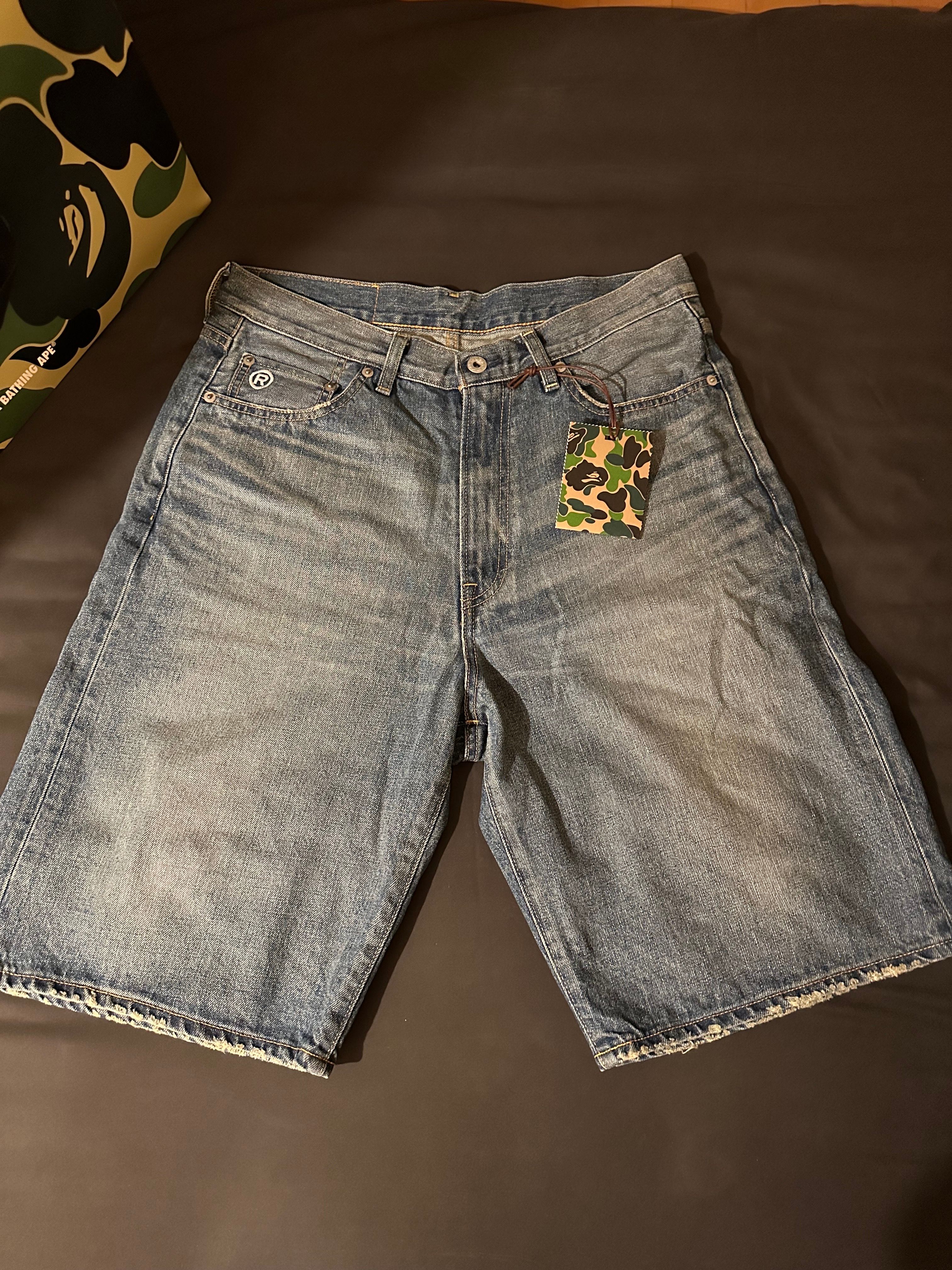 A BATHING APE College Relaxed Fit 13 Oz Denim Shorts "Lightindi"