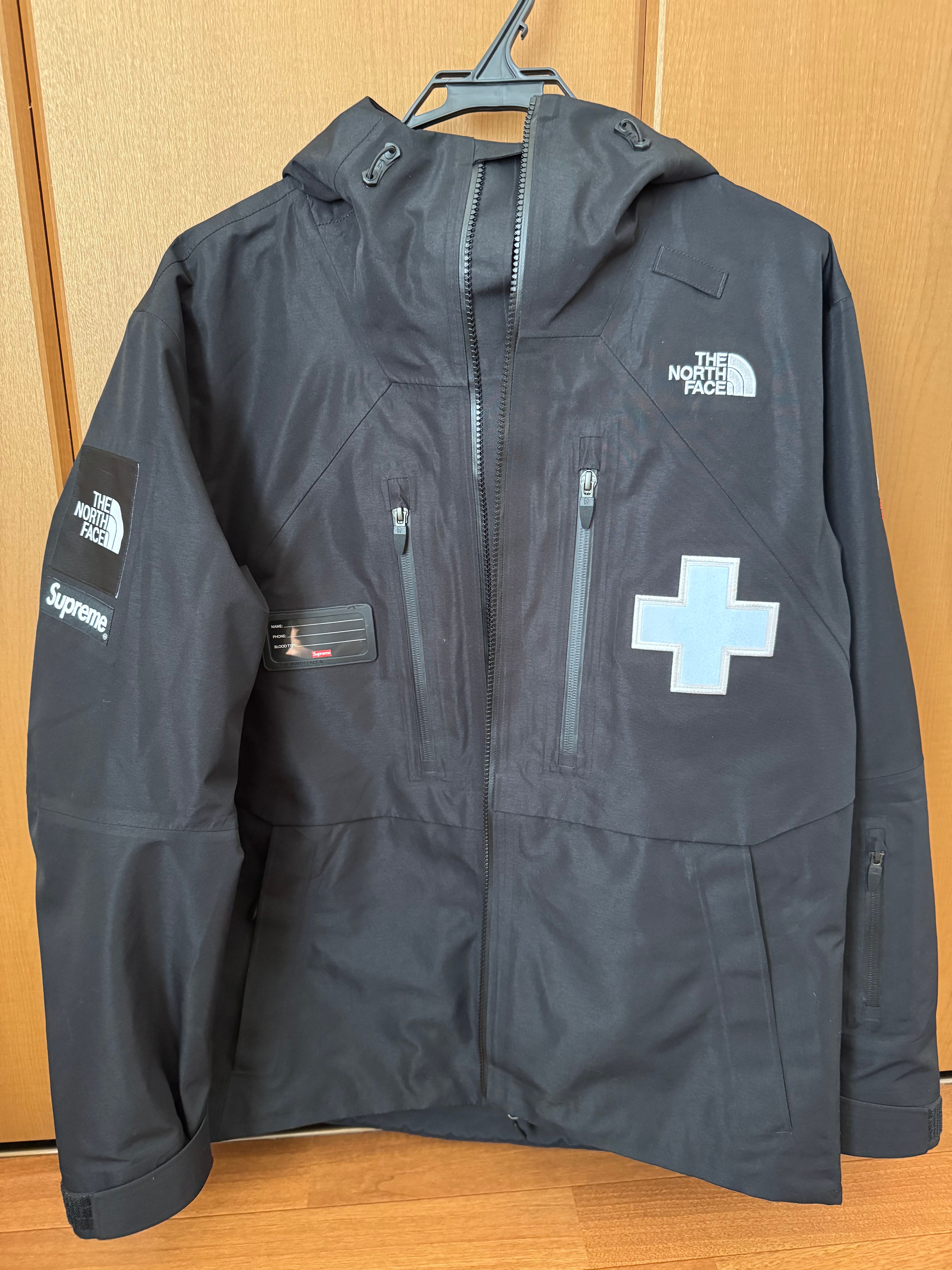 Supreme x The North Face Summit Series Rescue Mountain Pro Jacket "Black"