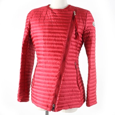 美品 モンクレール
ダウンジャケット AXINITE レッド レディース 1
