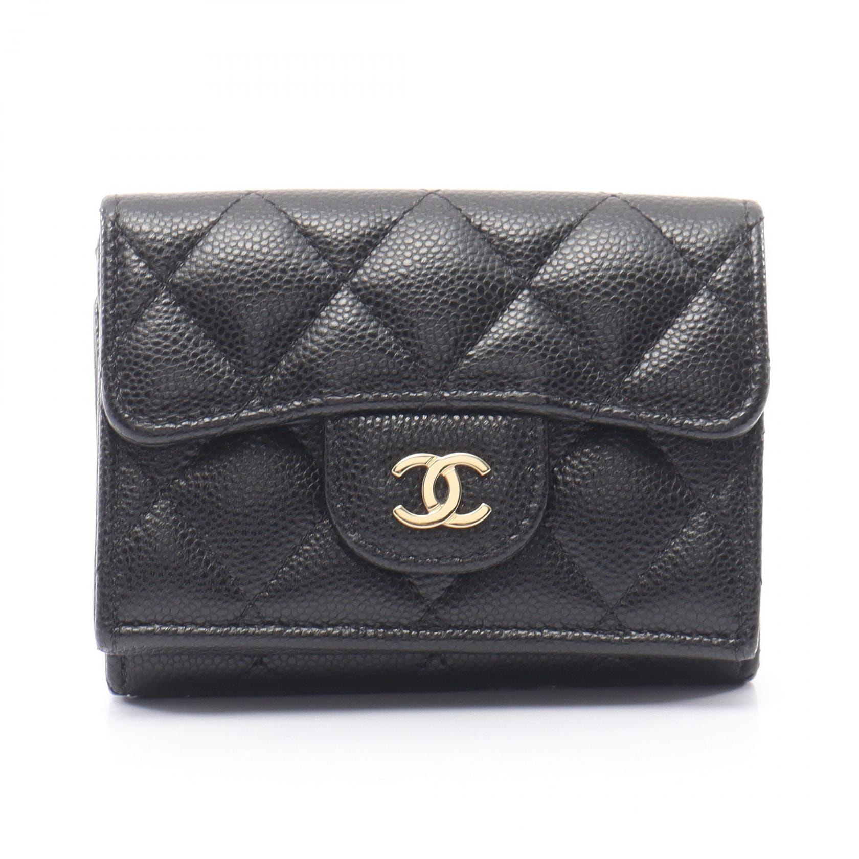 シャネル CHANEL クラシック スモール フラップ ウォレット マトラッセ 三つ折り財布 財布 キャビアスキン(グレインドカーフ) レディース ブラック系 AP0230 【中古】