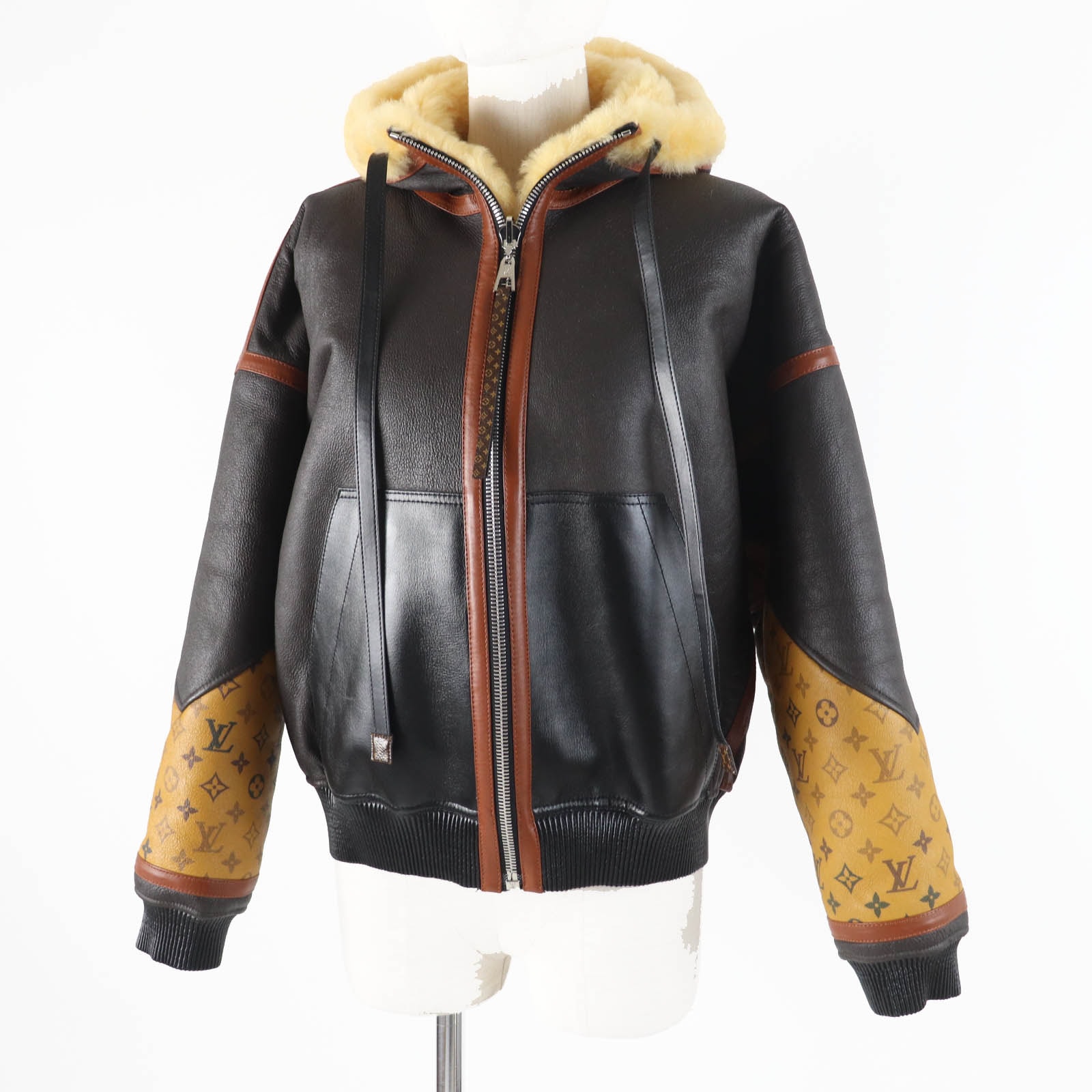 美品 ルイヴィトン ムートンジャケット ダークブラウン FJLJ12XKN