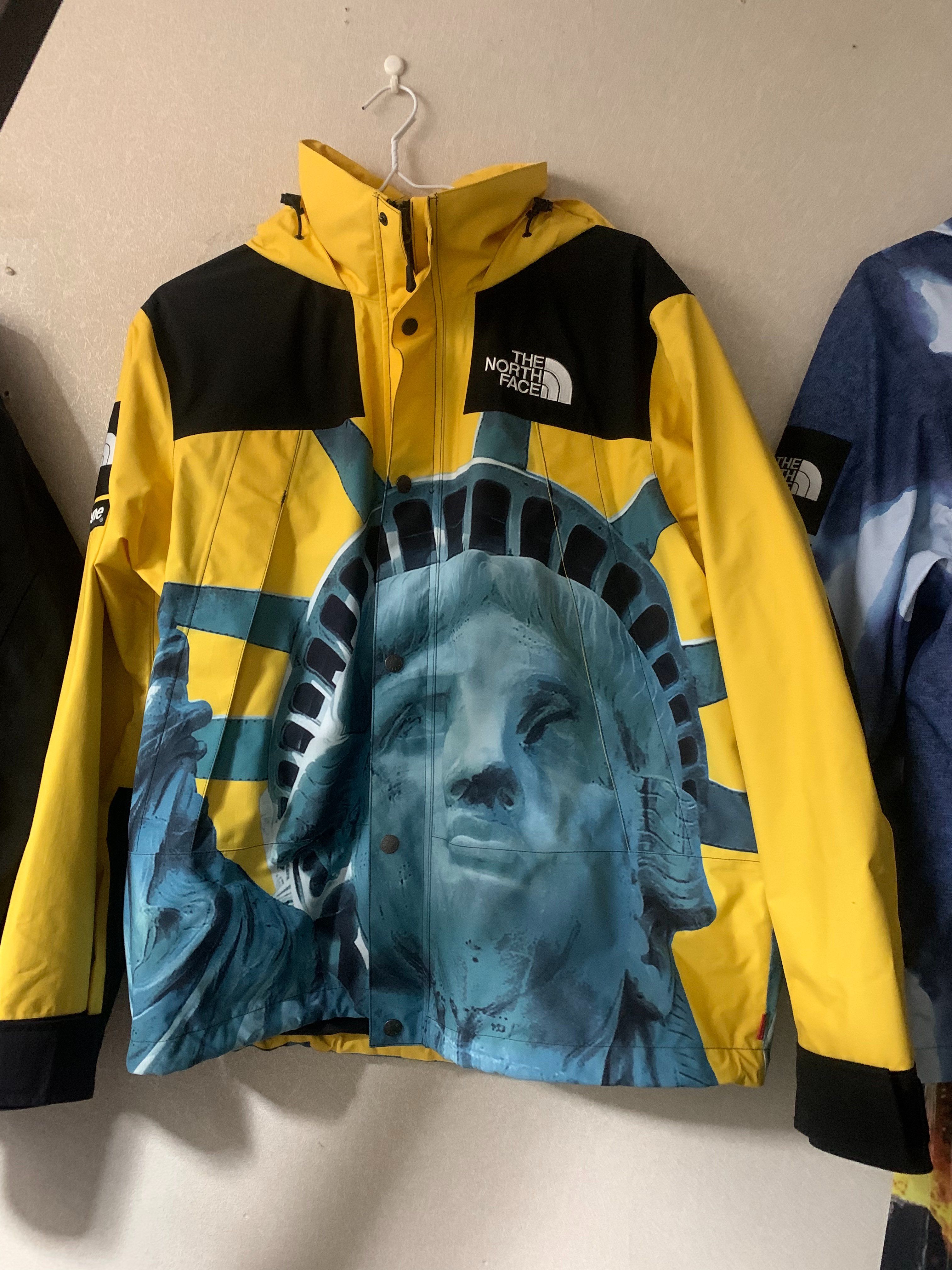 Supreme x The North Face Statue of Liberty Mountain Jacket "Yellow"