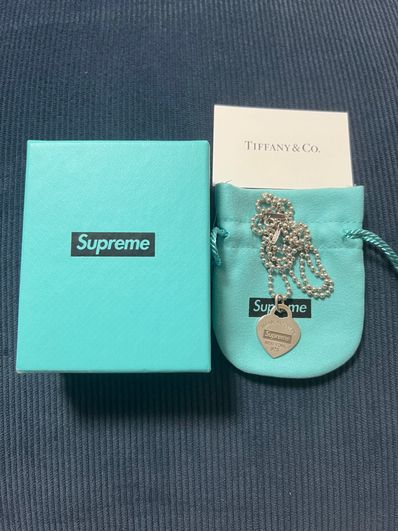 Supreme / Tiffany & Co. Return to Tiffany Heart Tag Pendant "Silver"