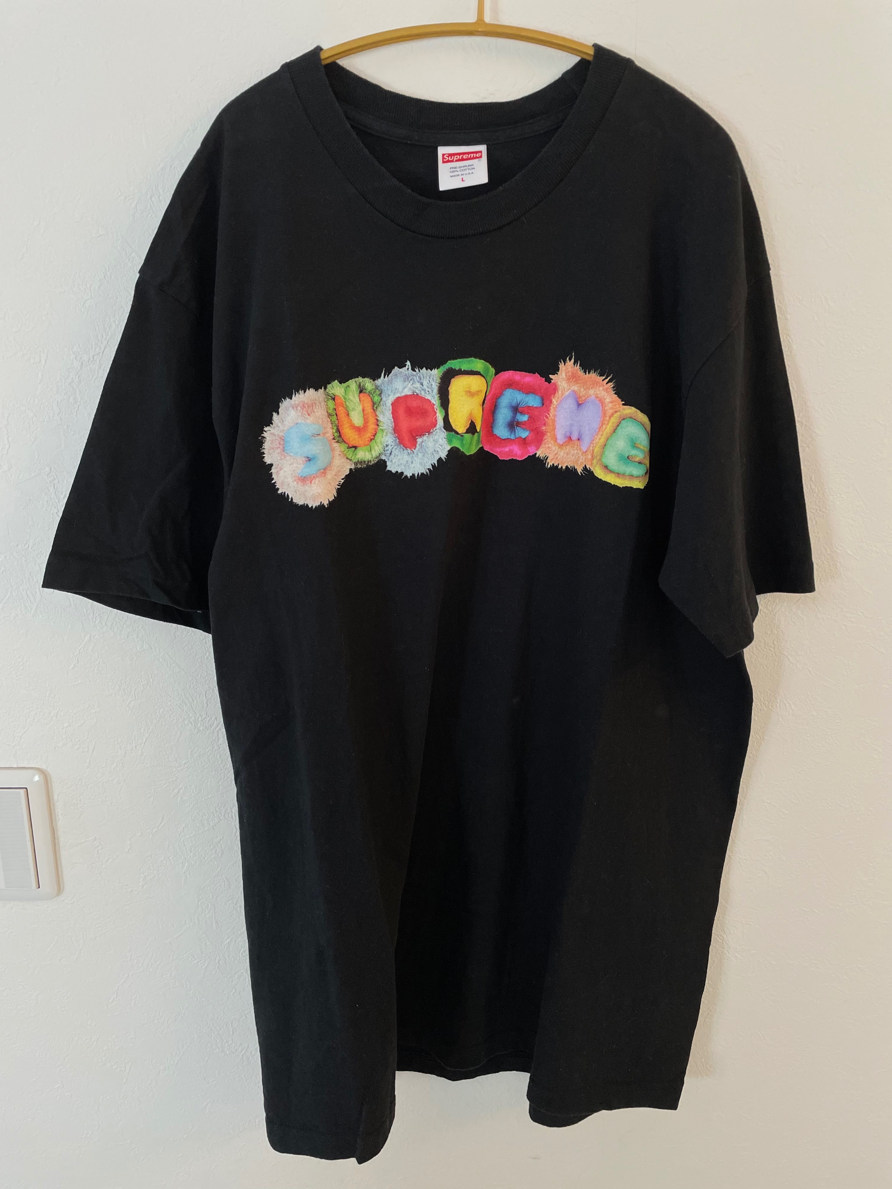 Supreme Pillows Tee "Black"