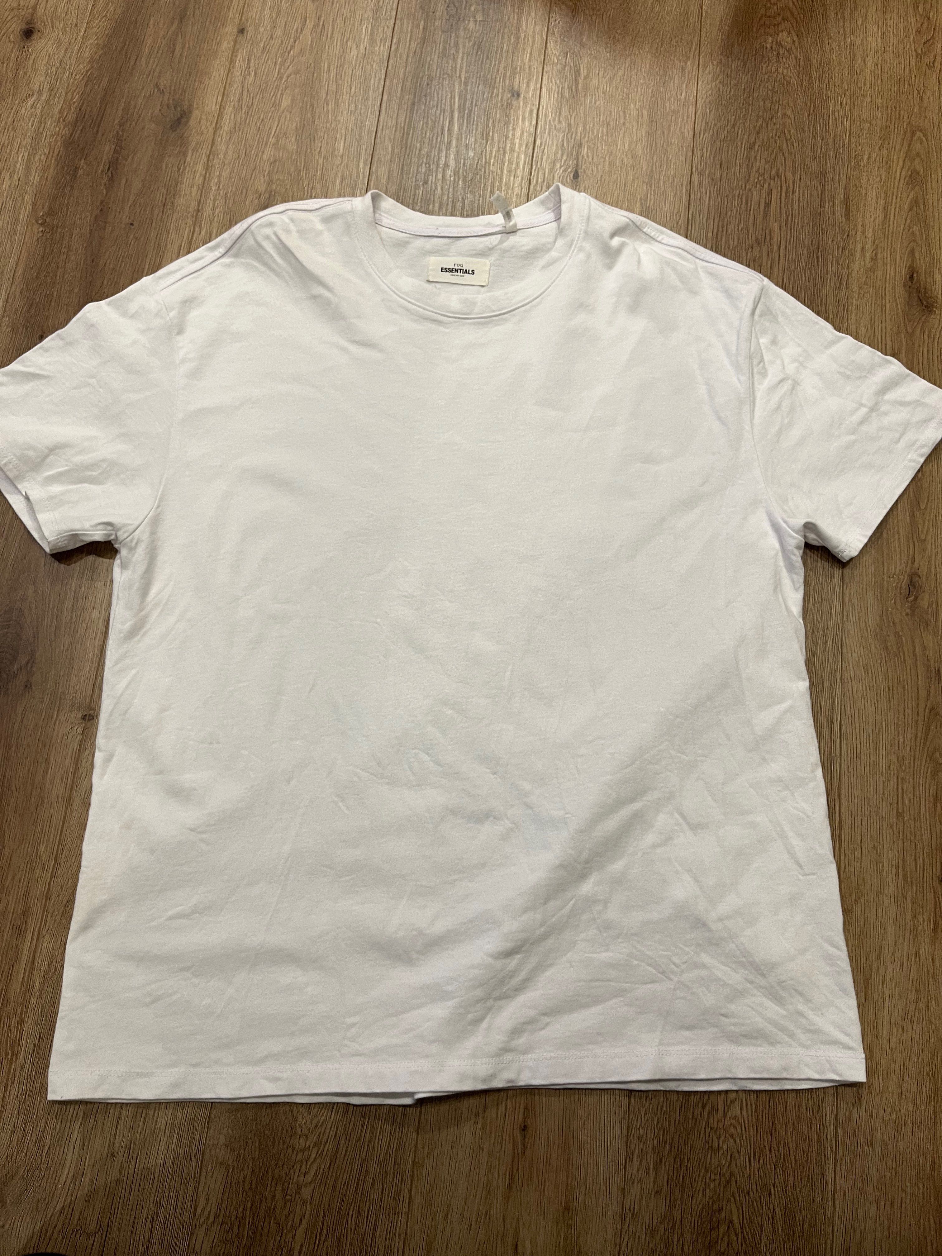 FEAR OF GOD Essentials Boxy Graphic T-Shirt "White"