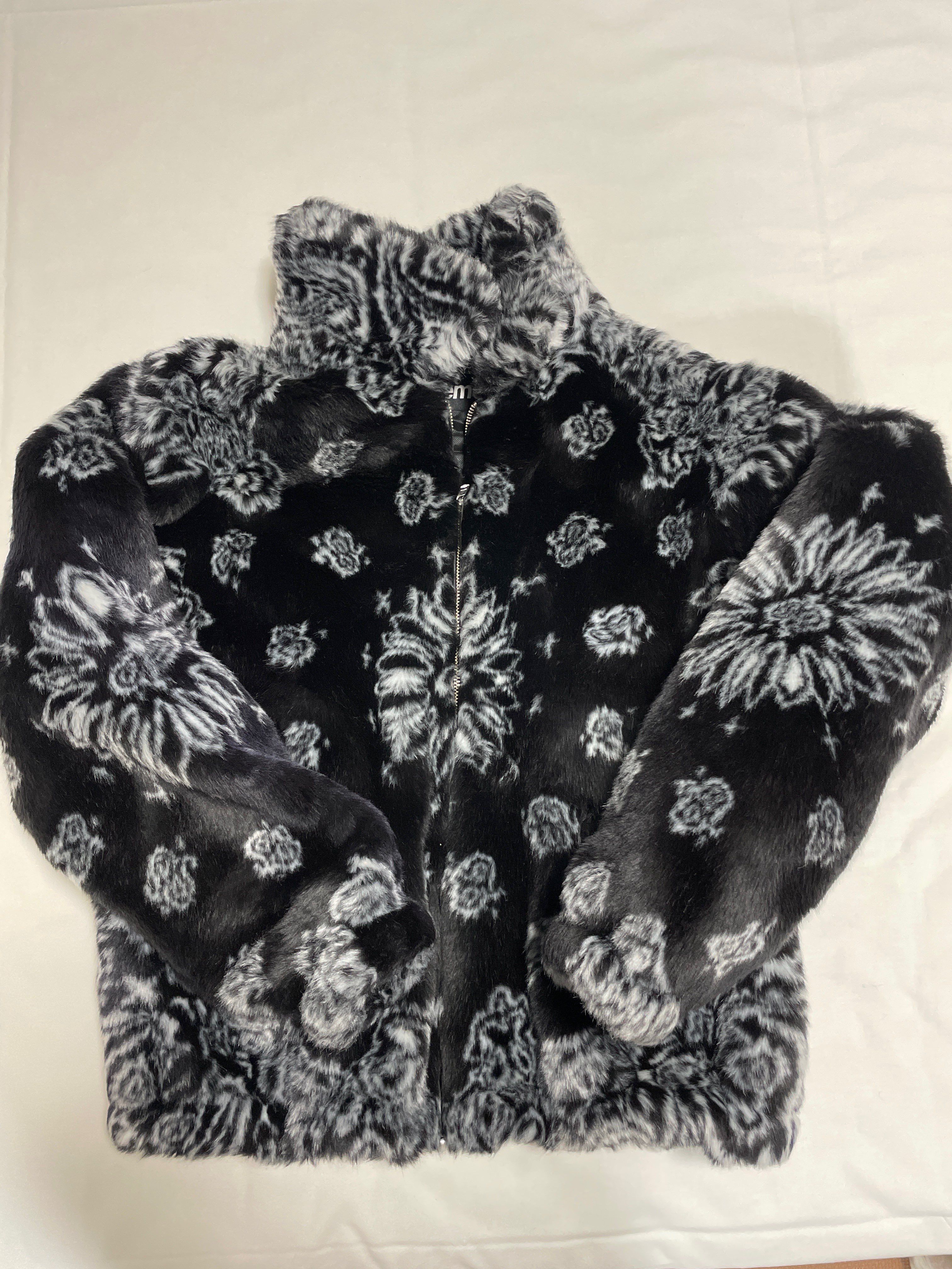 Supreme Bandana Faux Fur Bomber Jacket "Black"