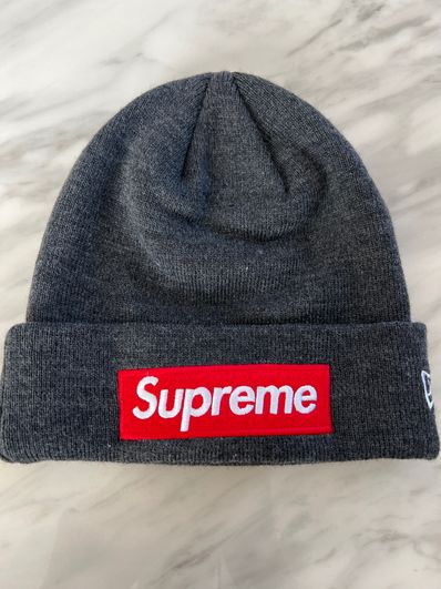 Supreme New Era® Box Logo Beanie "Charcoal" (21FW)