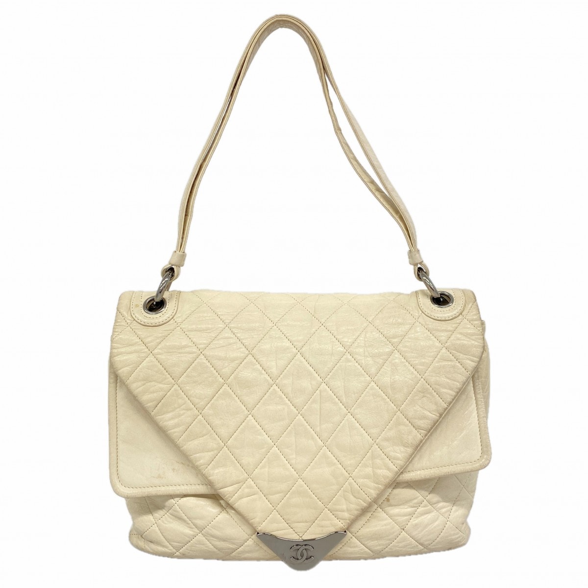 ★SALE【6ce5956】シャネル ショルダーバッグ マトラッセ カーフスキン アイボリー シルバー金具【中古】レディース