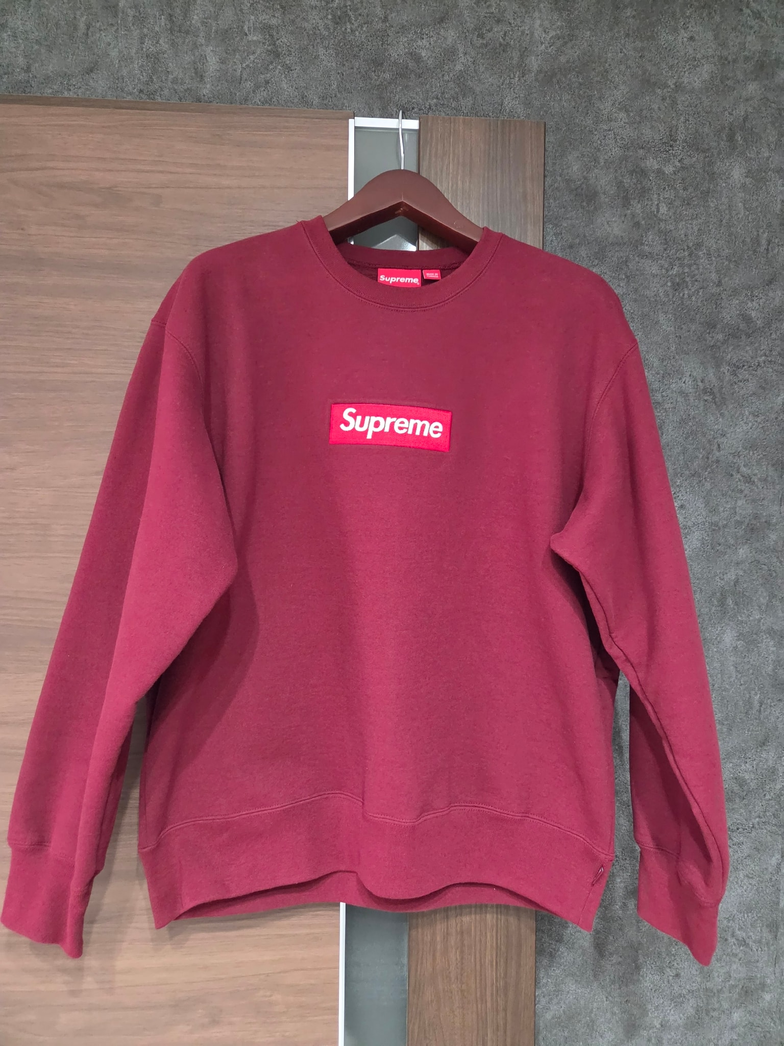 Supreme Box Logo Crewneck "Cardinal" (22FW)