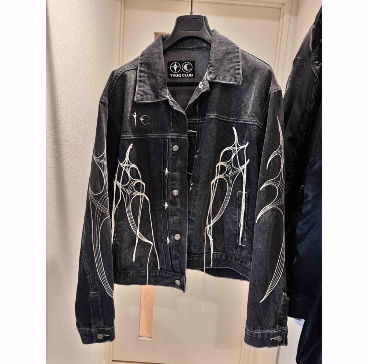 THUG CLUB Tribal Tree Denim Jacket "Black"
