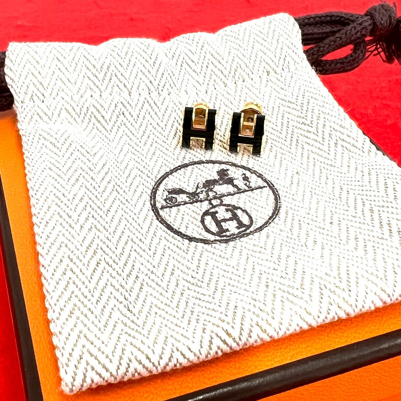 HERMES エルメス ミニ ポップアッシュ ピアス GP ピアス ゴールド
95308