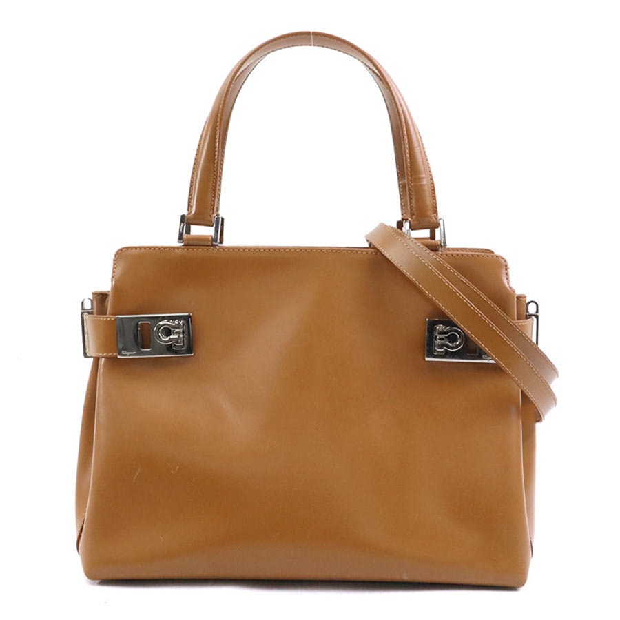 サルヴァトーレフェラガモ Salvatore Ferragamo ハンドバッグ ショルダーバッグ ガンチーニ レザー キャメル レディース【中古】 h31902a